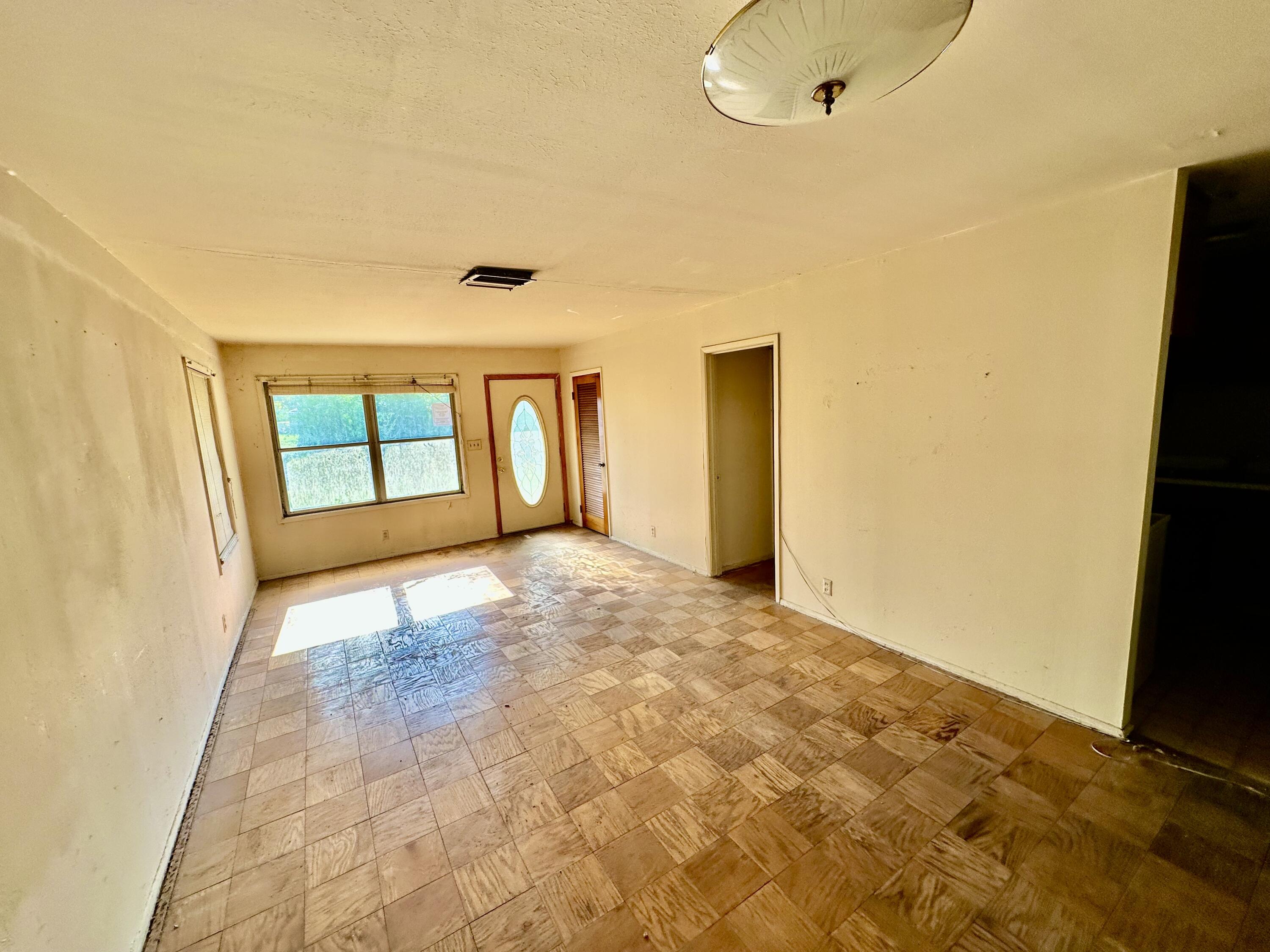 EGLIN HIGHWAY S/D LOT 7 BLK K - Residential