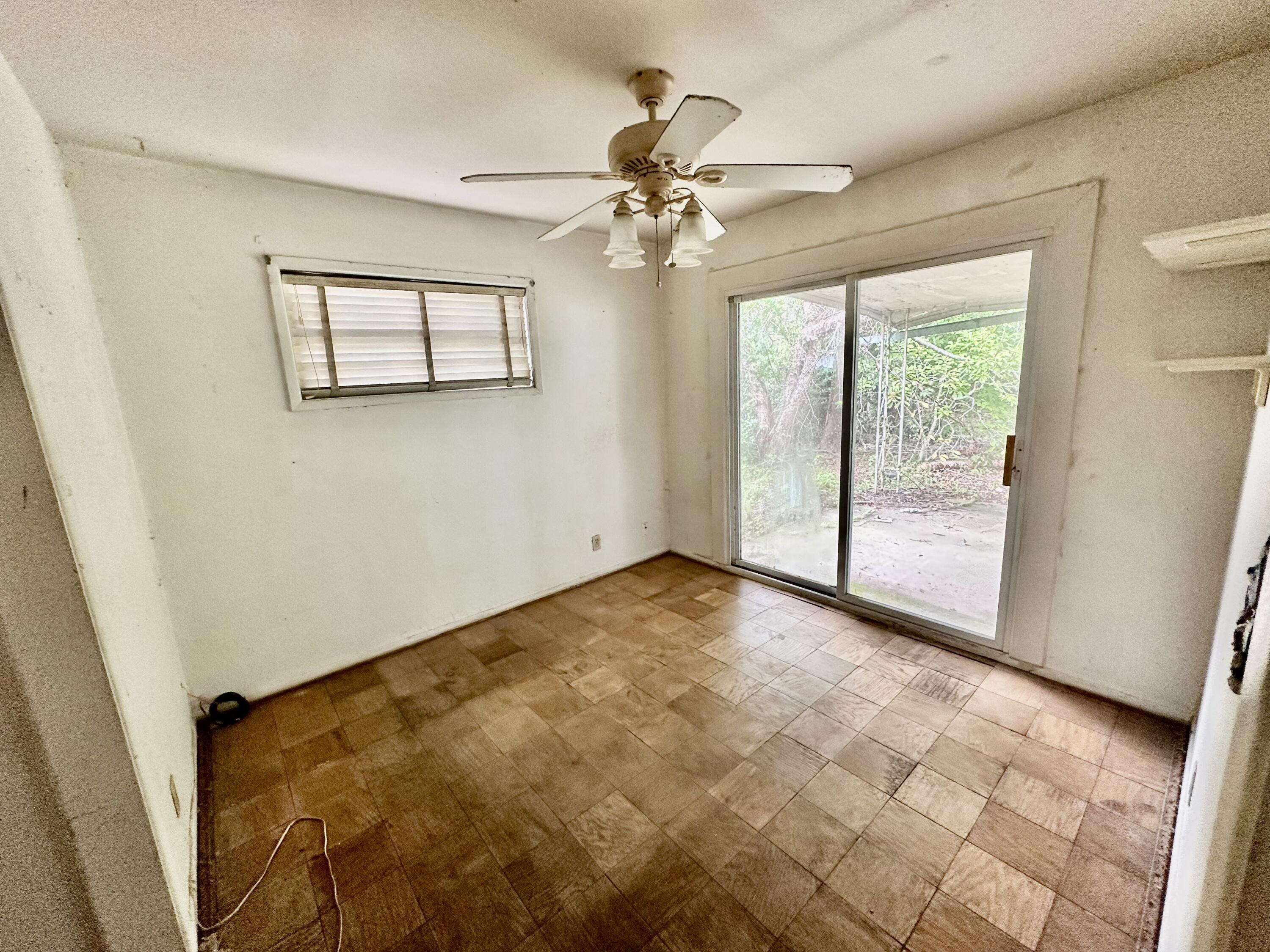 EGLIN HIGHWAY S/D LOT 7 BLK K - Residential