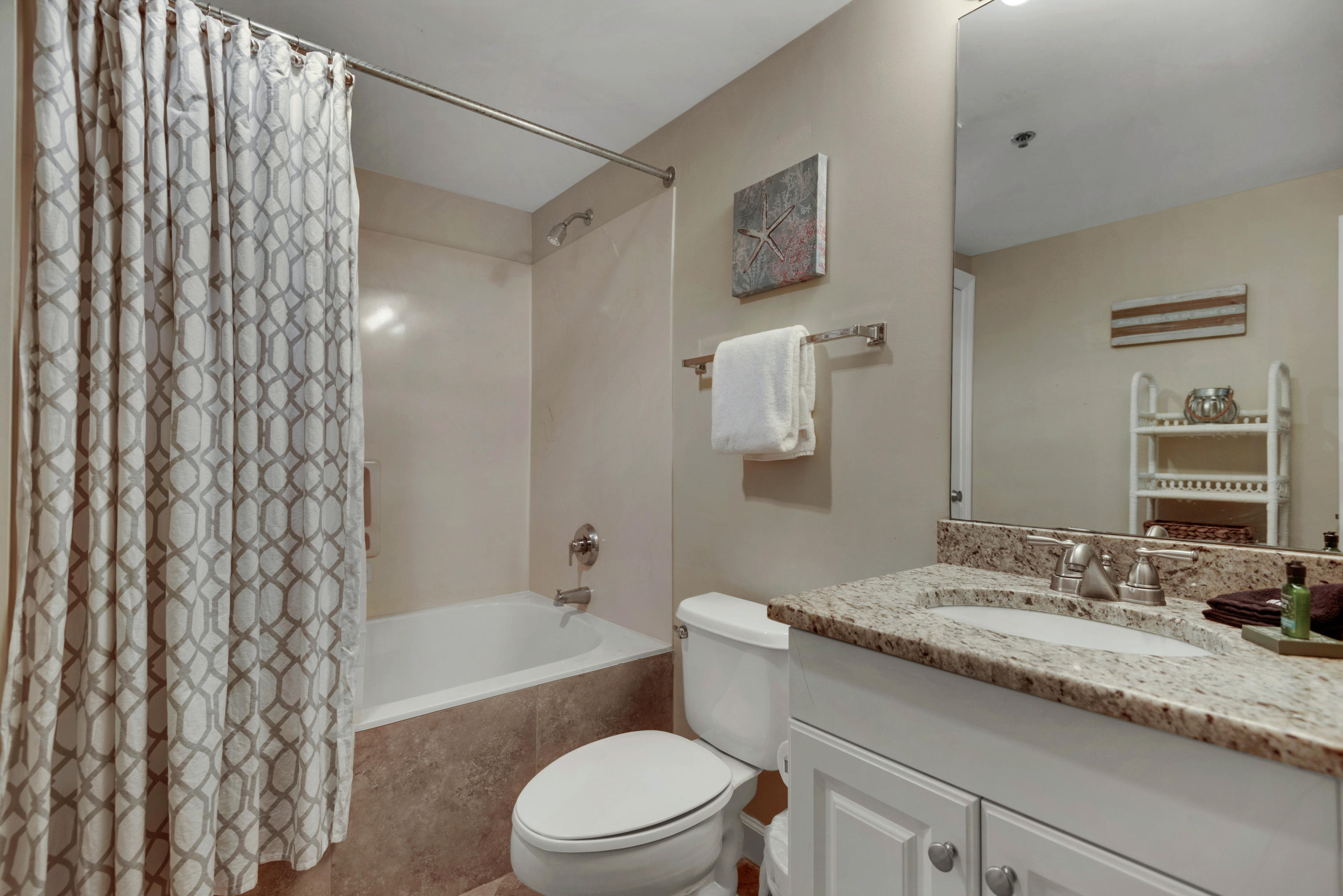 STERLING SHORES - Residential