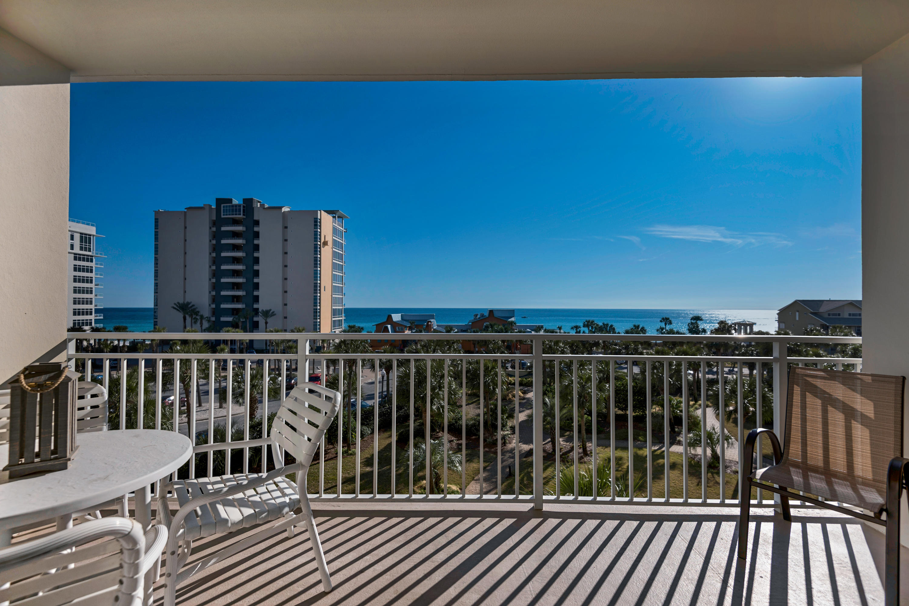 STERLING SHORES - Residential