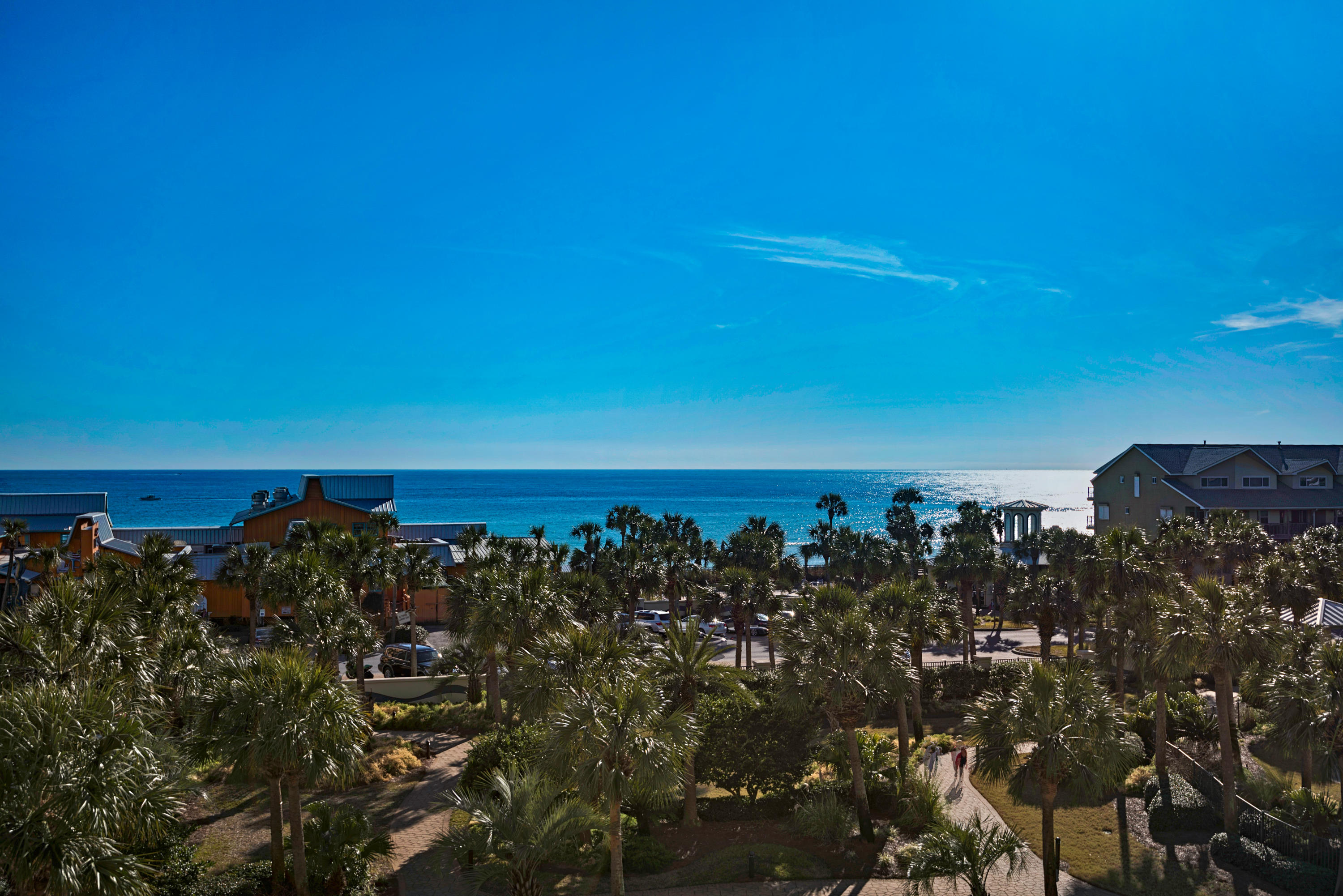 STERLING SHORES - Residential