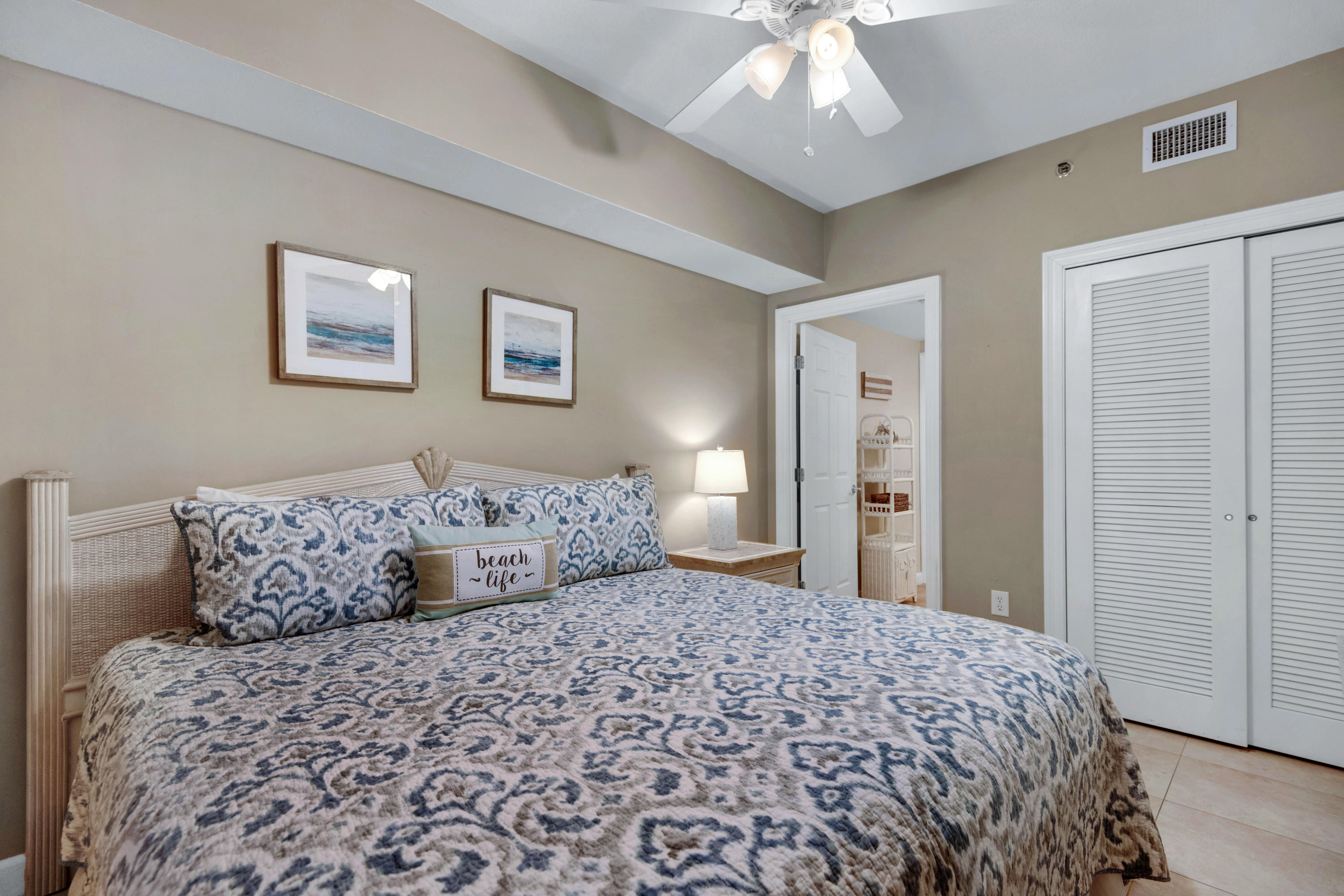 STERLING SHORES - Residential