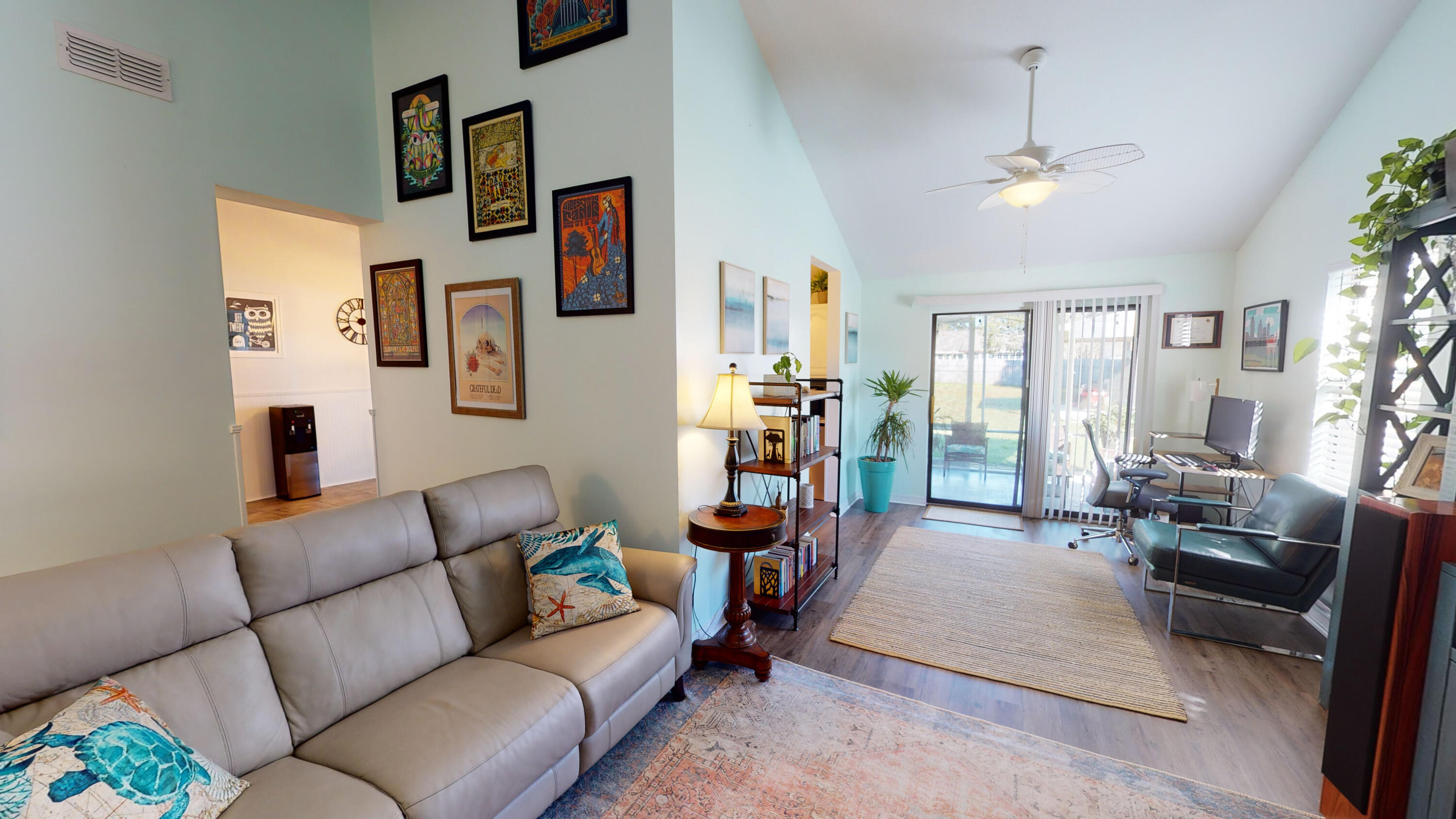 HOLLEY BY THE SEA - Residential