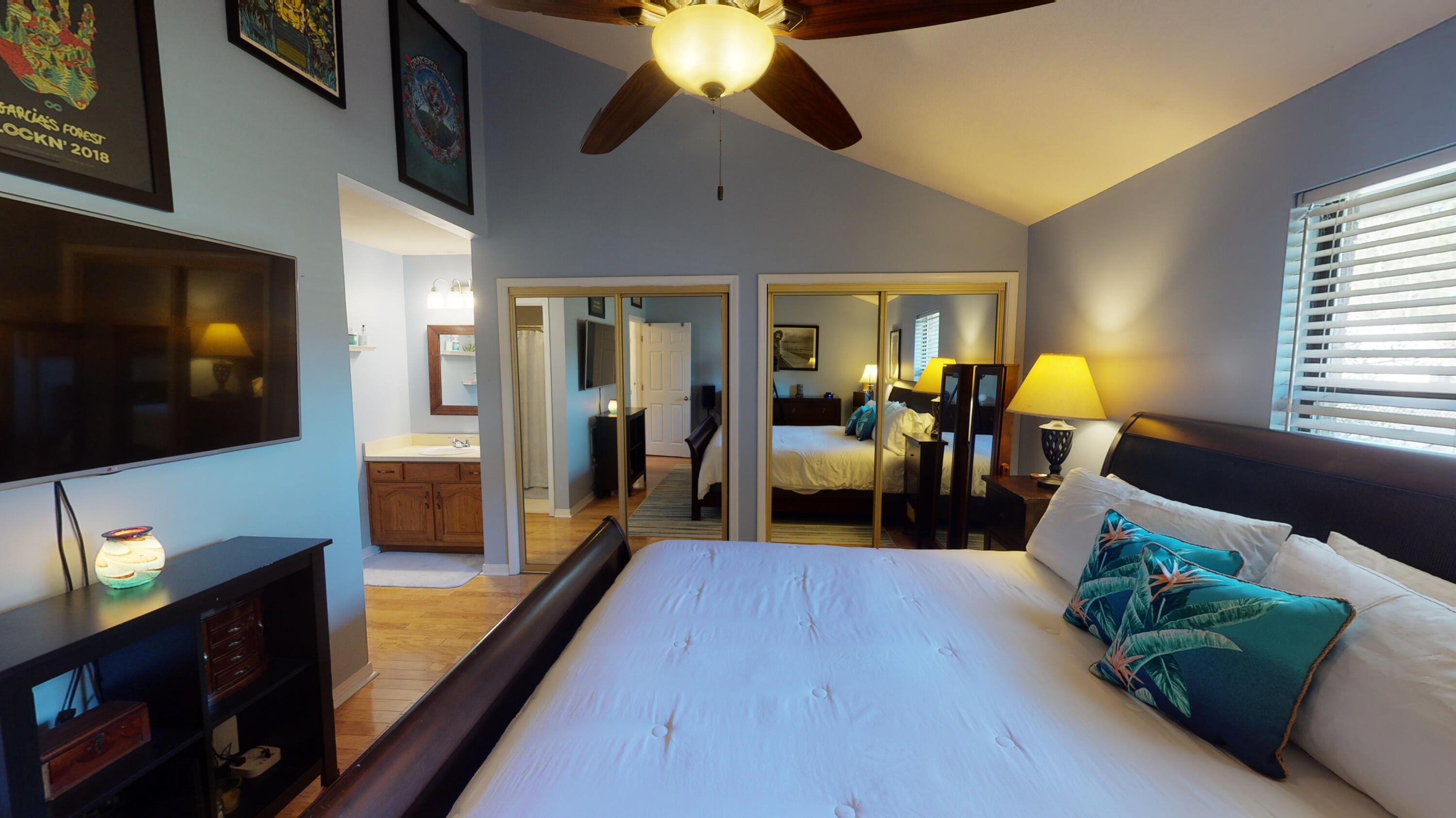 HOLLEY BY THE SEA - Residential