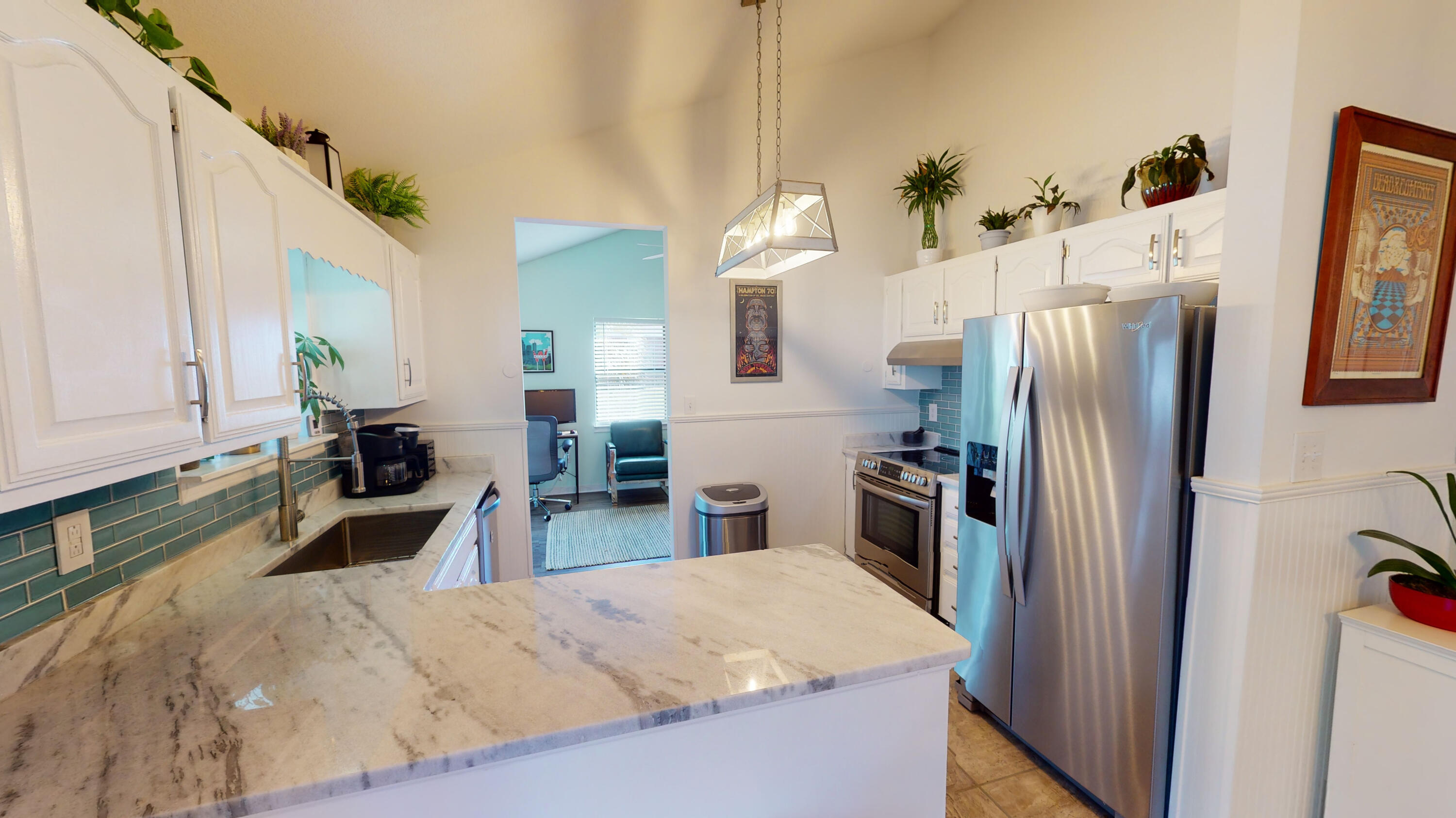 HOLLEY BY THE SEA - Residential