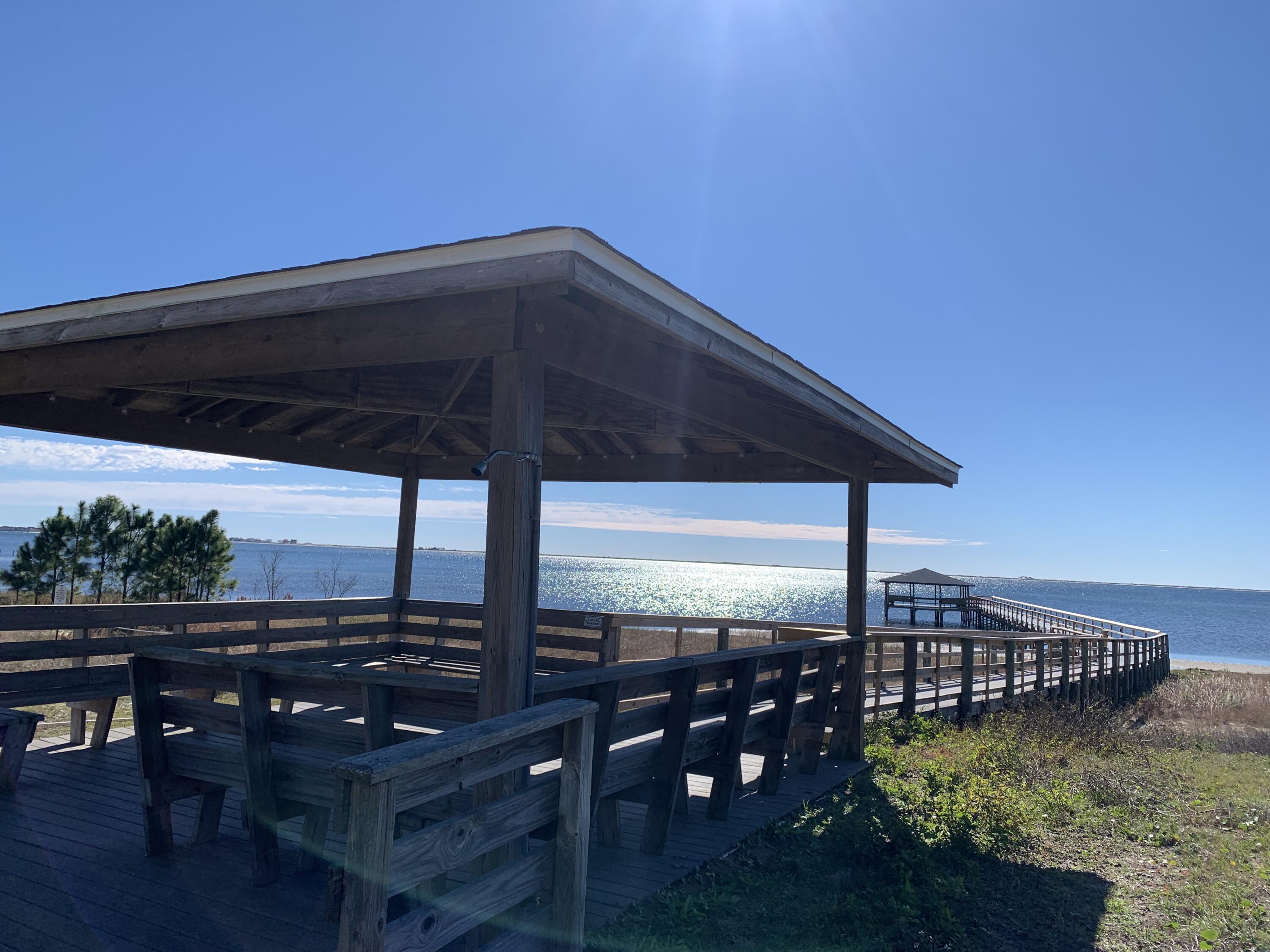 HOLLEY BY THE SEA - Residential