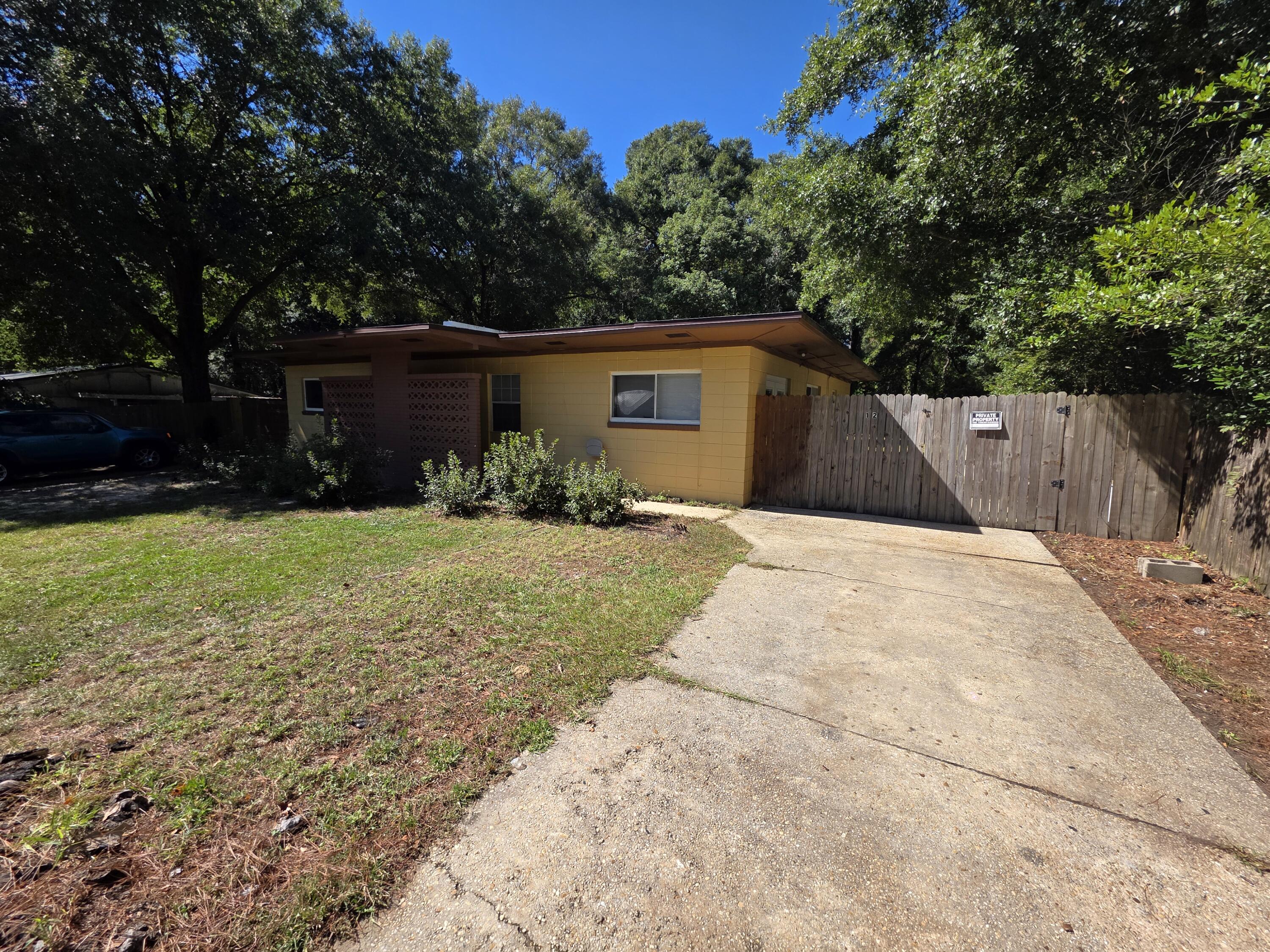 NO RECORDED SUBDIVISION - Residential Lease