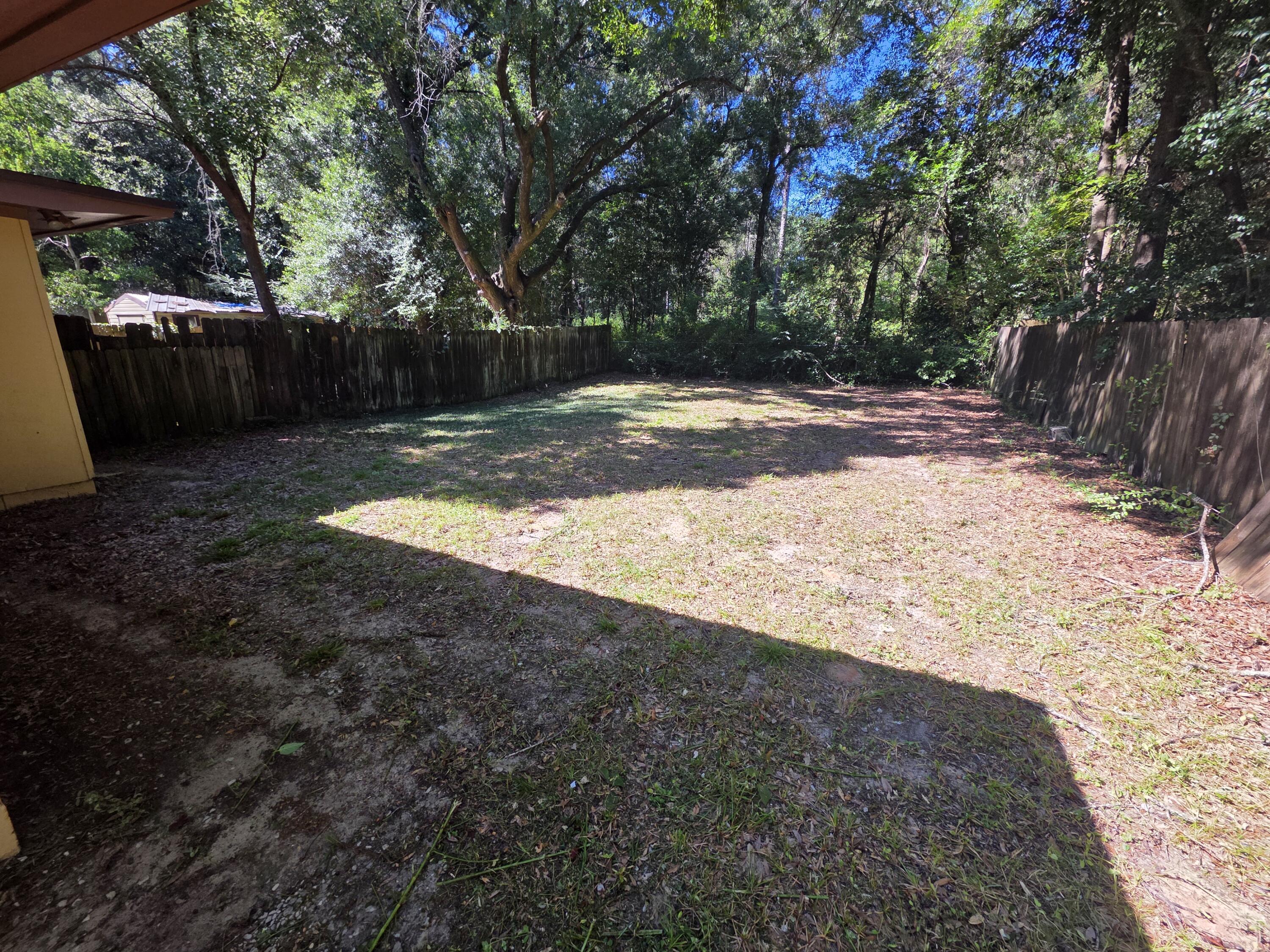 NO RECORDED SUBDIVISION - Residential Lease