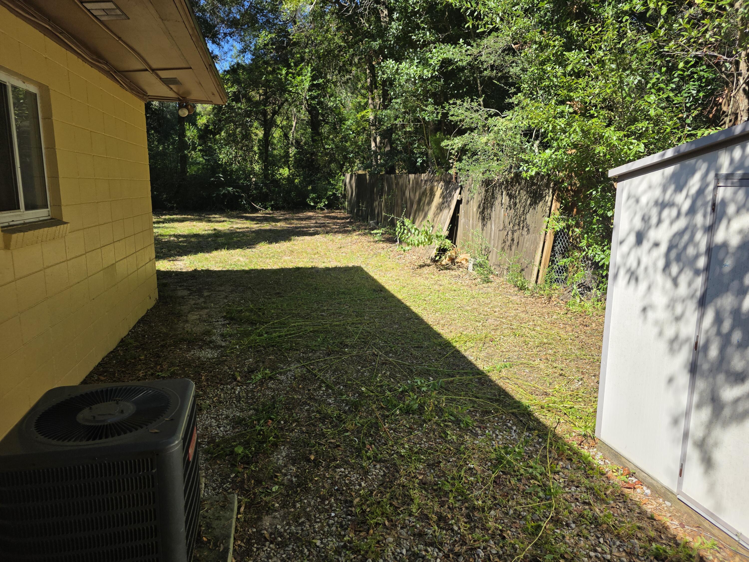 NO RECORDED SUBDIVISION - Residential Lease
