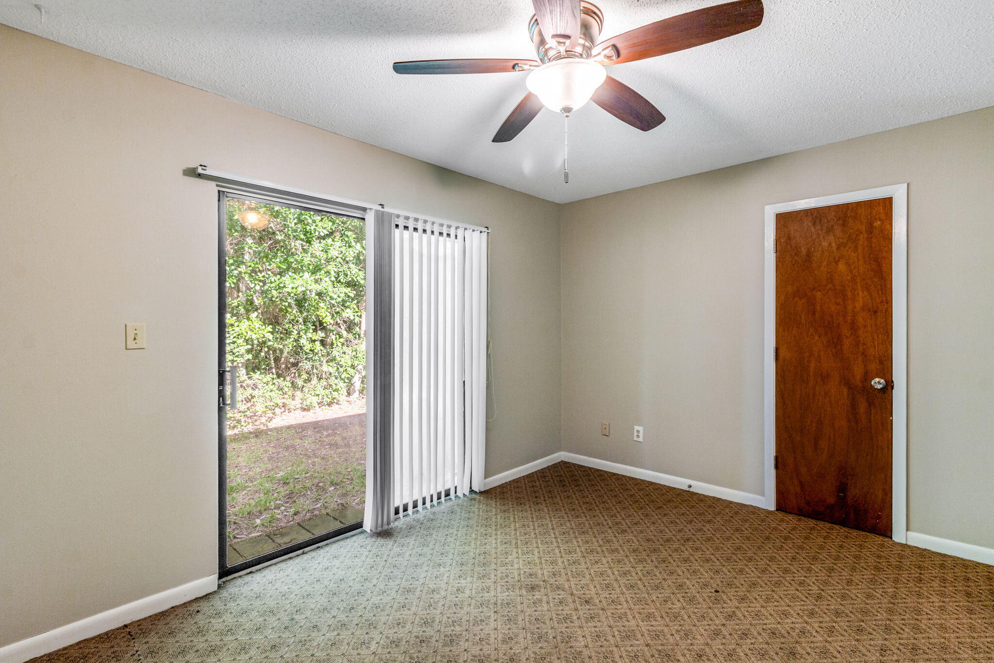 WYNNEHAVEN BEACH ESTATES - Residential