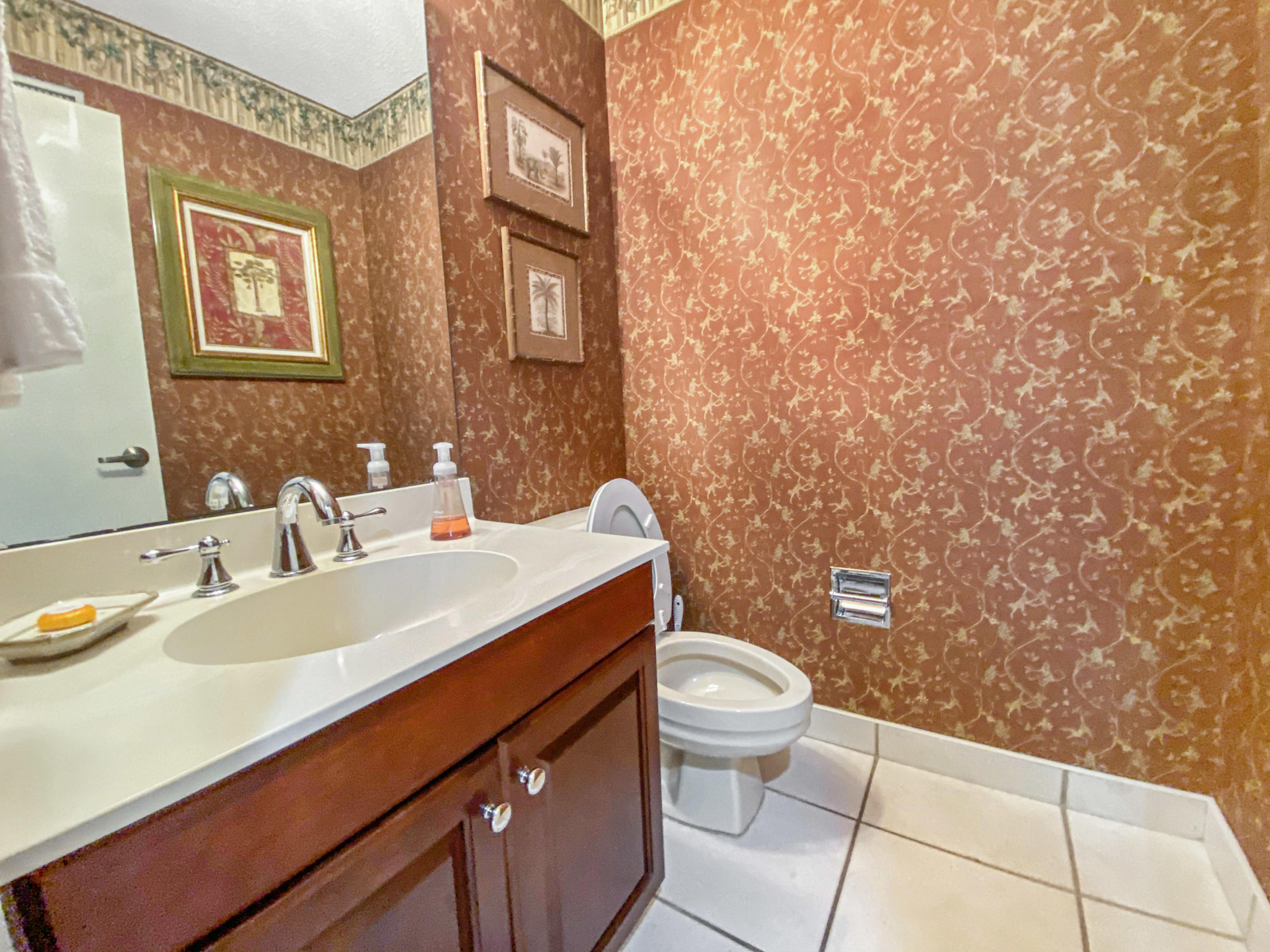 TOPS'L TENNIS VILLAGE - Residential