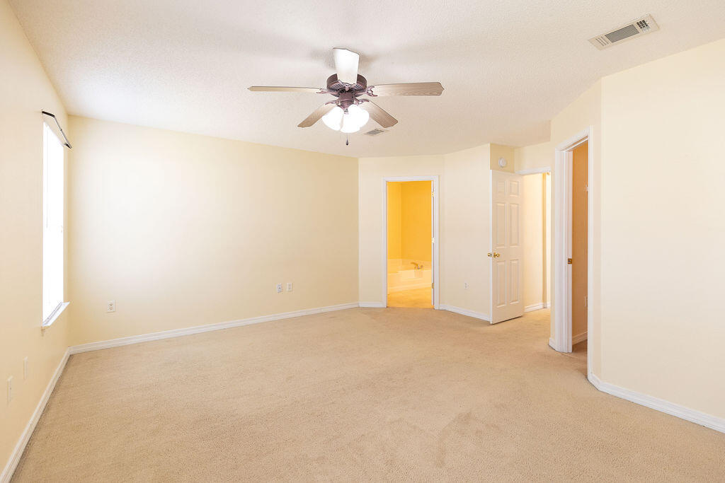 SKY RIDGE ESTATES 1ST ADD - Residential Lease