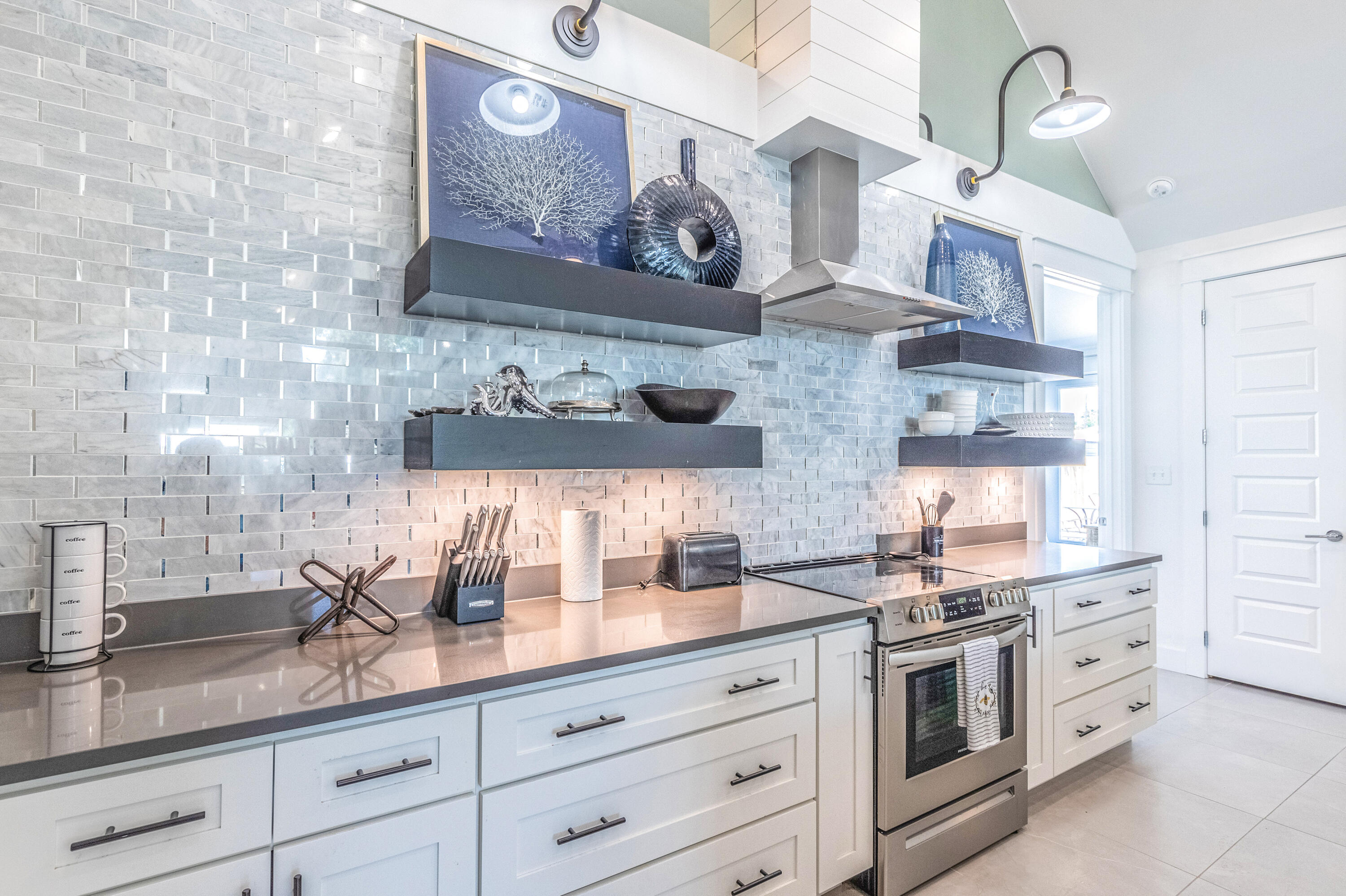 MIRAMAR HEIGHTS - Residential