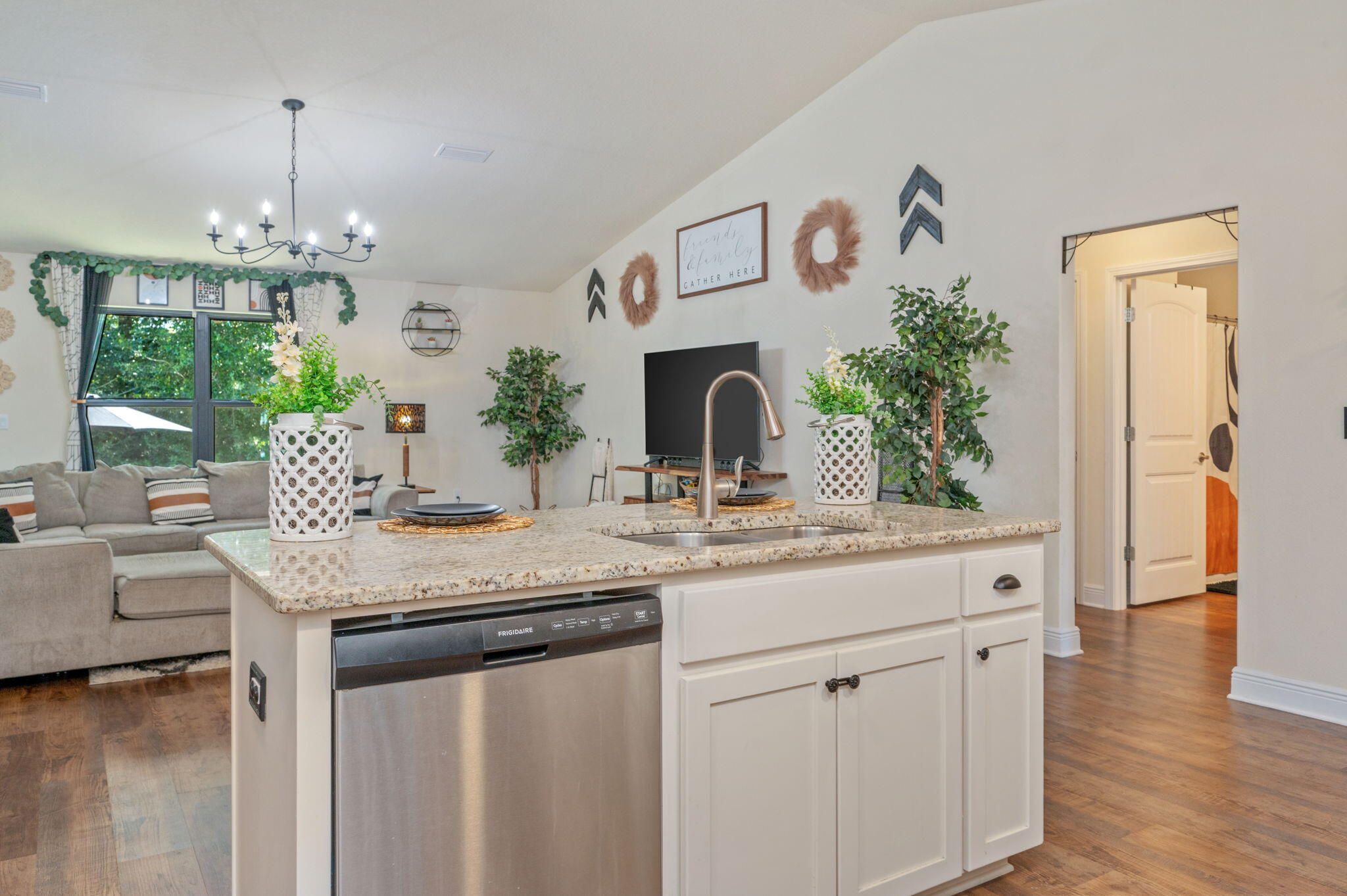 WILLOW CREEK PLANTATION - Residential
