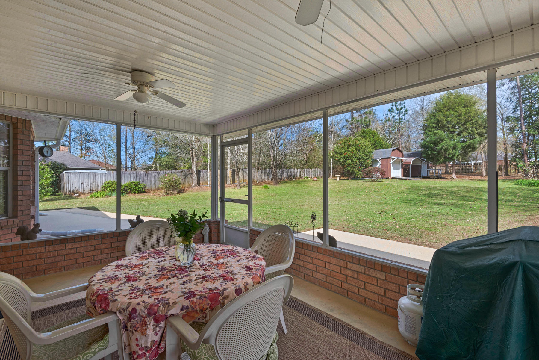HIDDEN FOREST - Residential