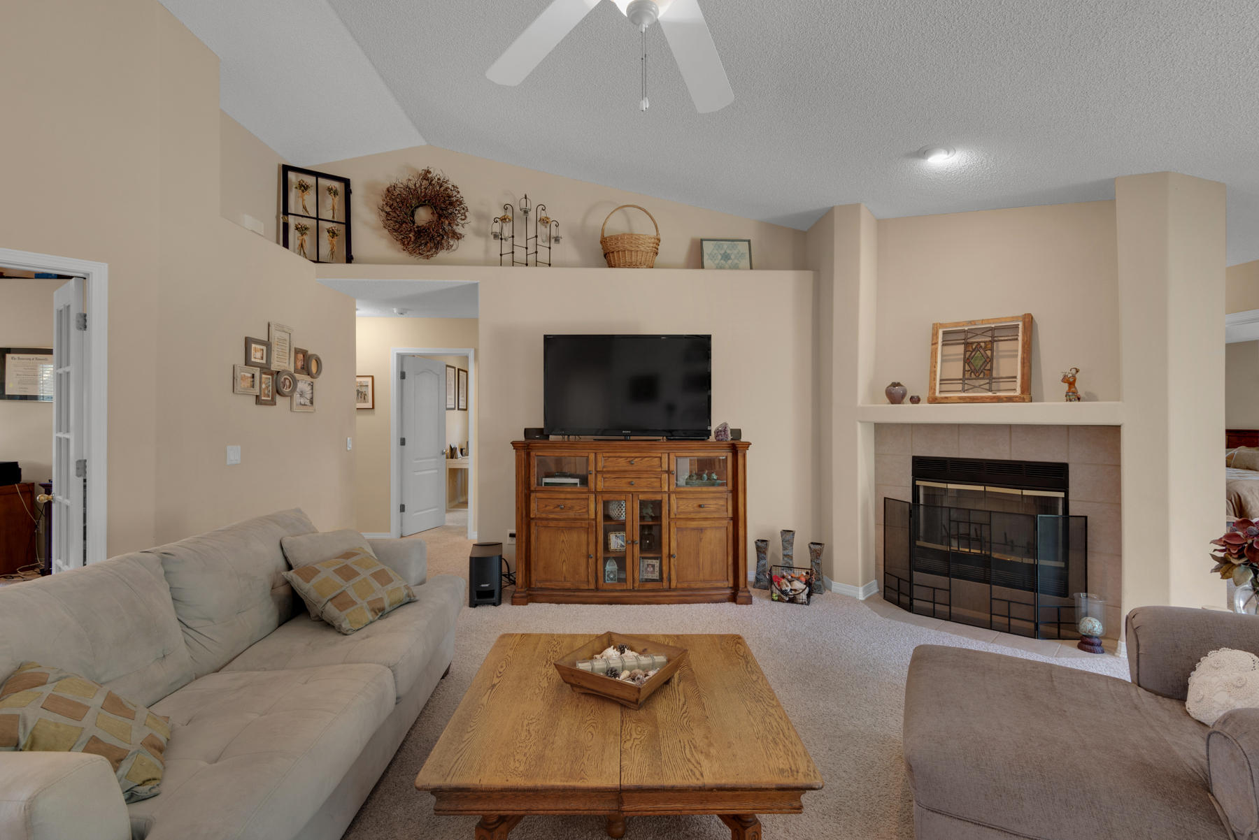 HOLLEY BY THE SEA - Residential