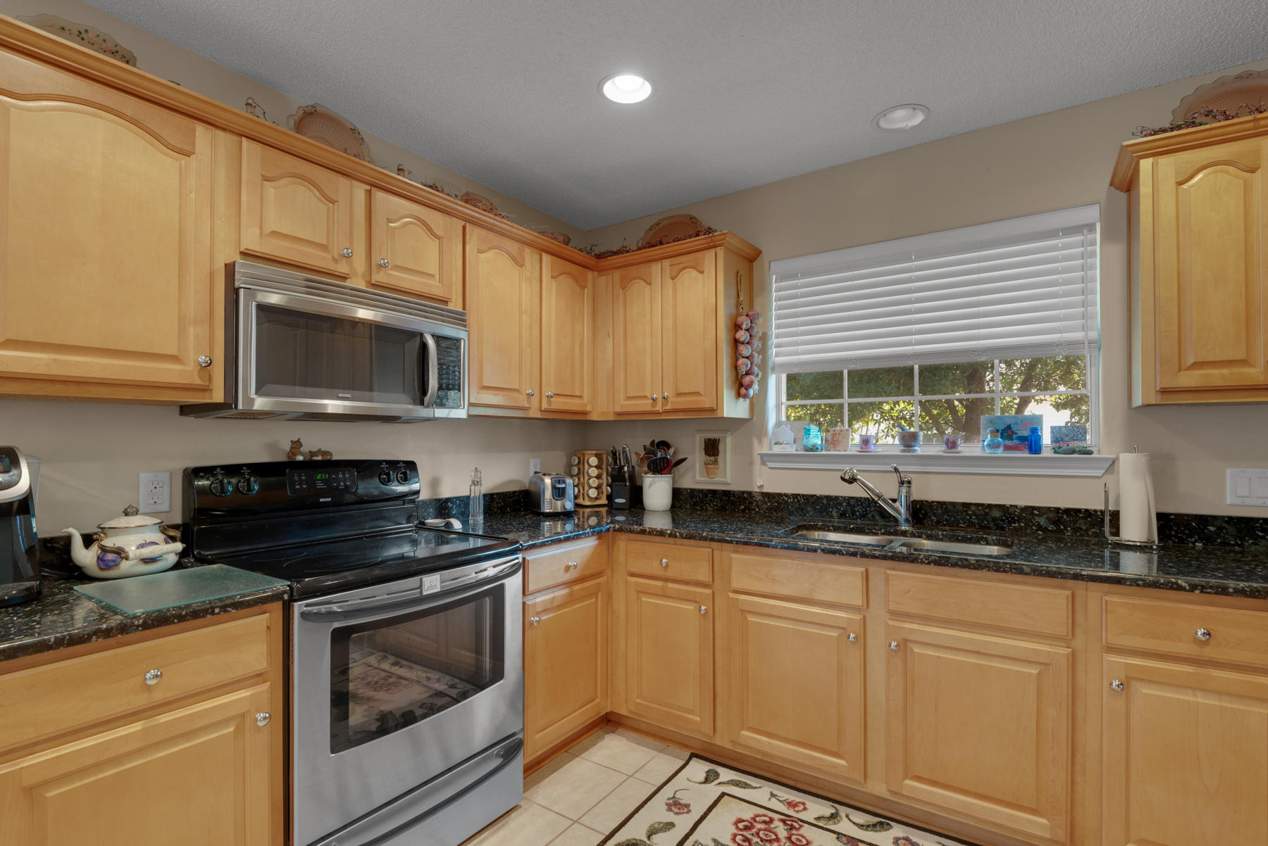 HOLLEY BY THE SEA - Residential