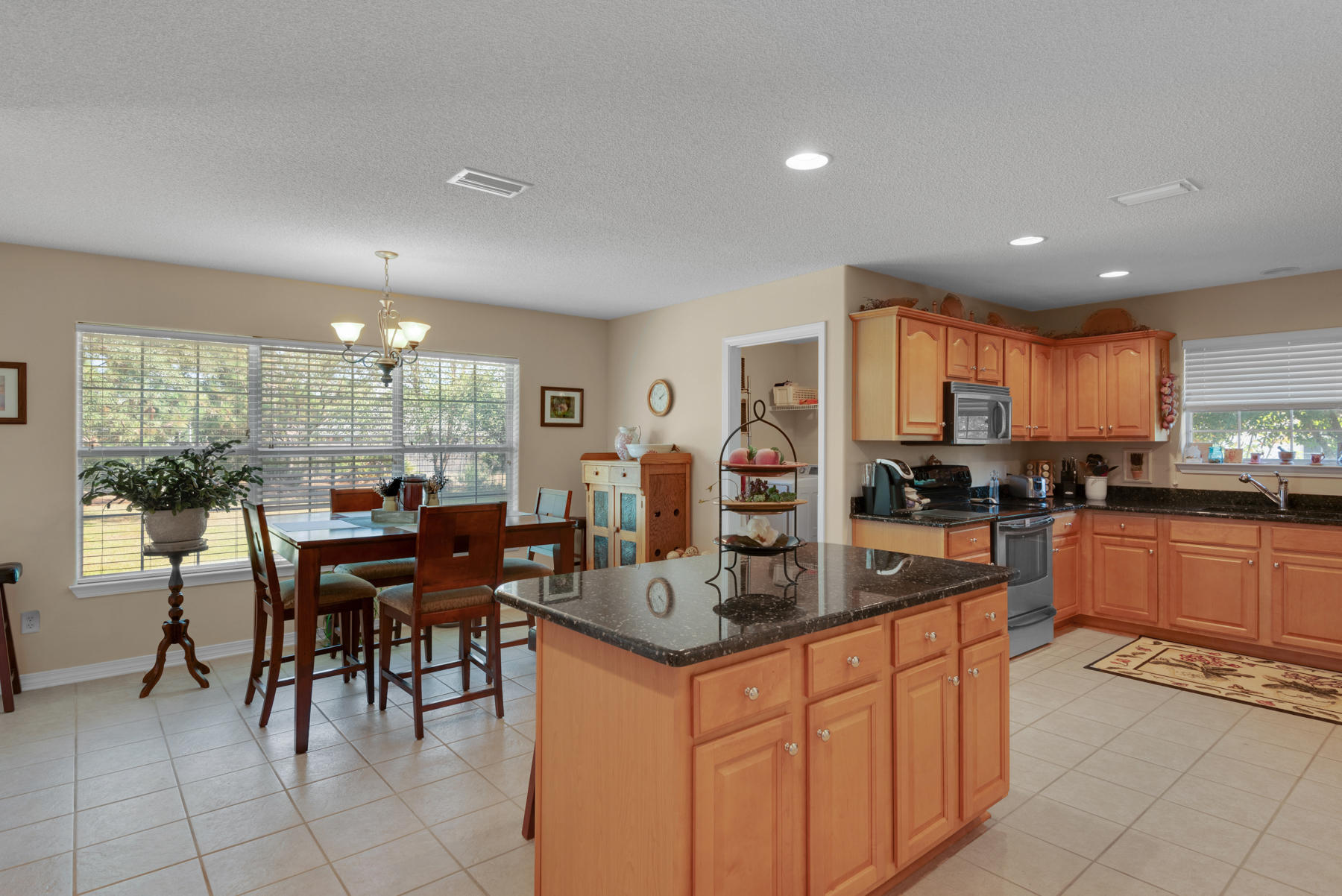 HOLLEY BY THE SEA - Residential