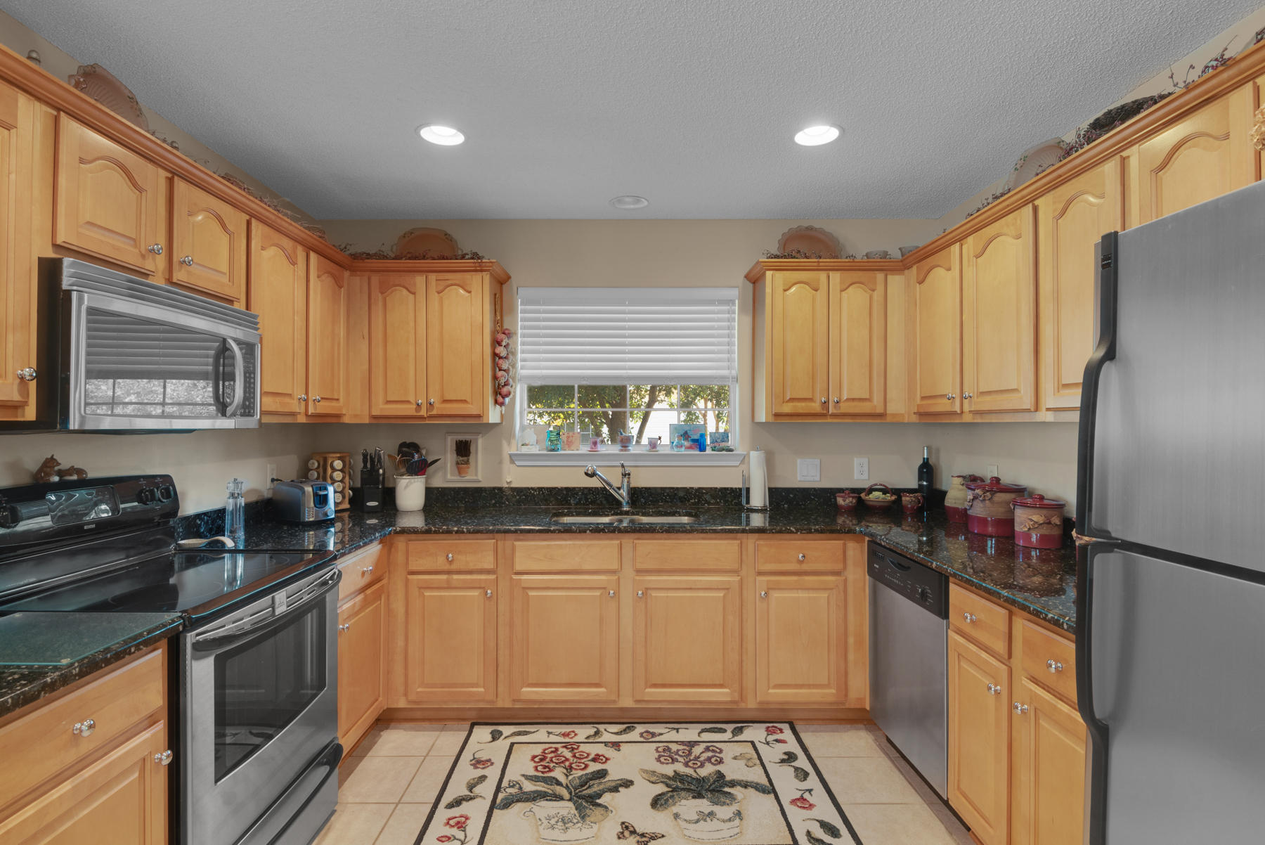 HOLLEY BY THE SEA - Residential