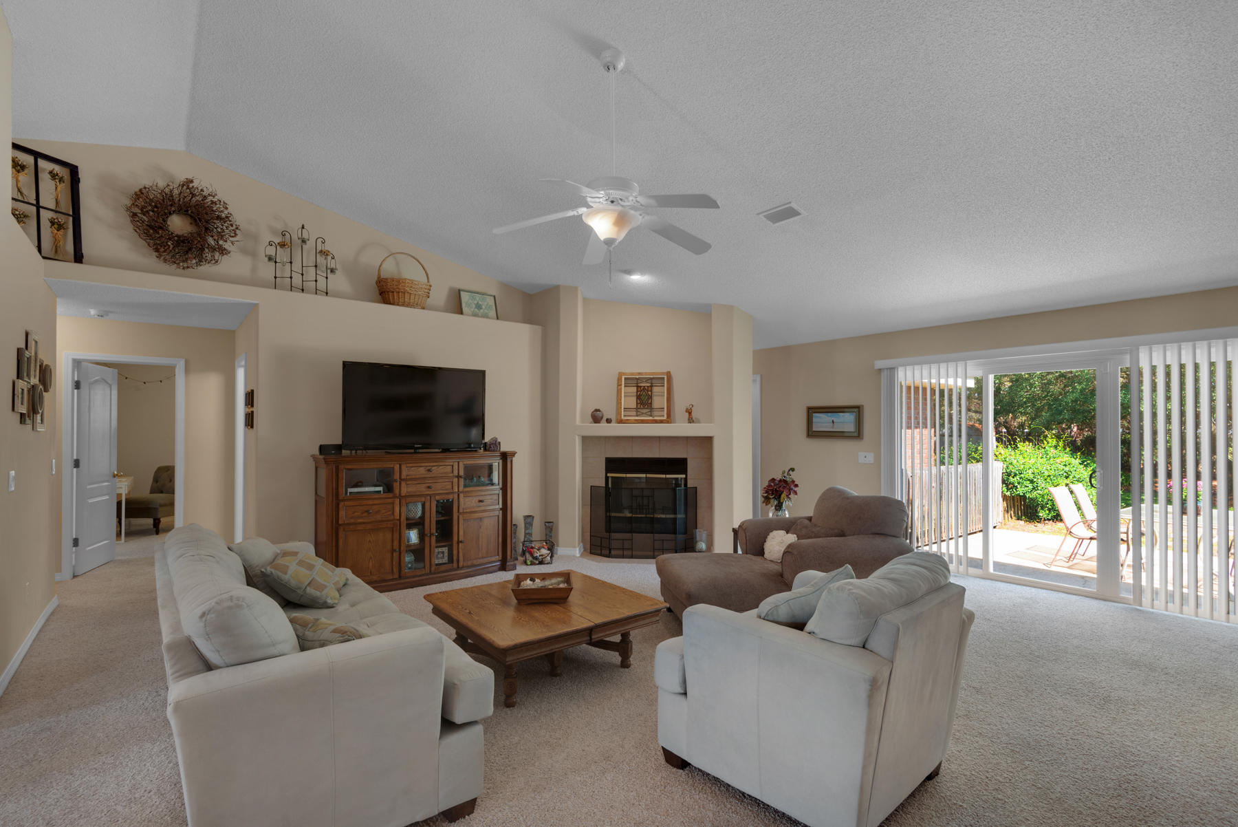 HOLLEY BY THE SEA - Residential