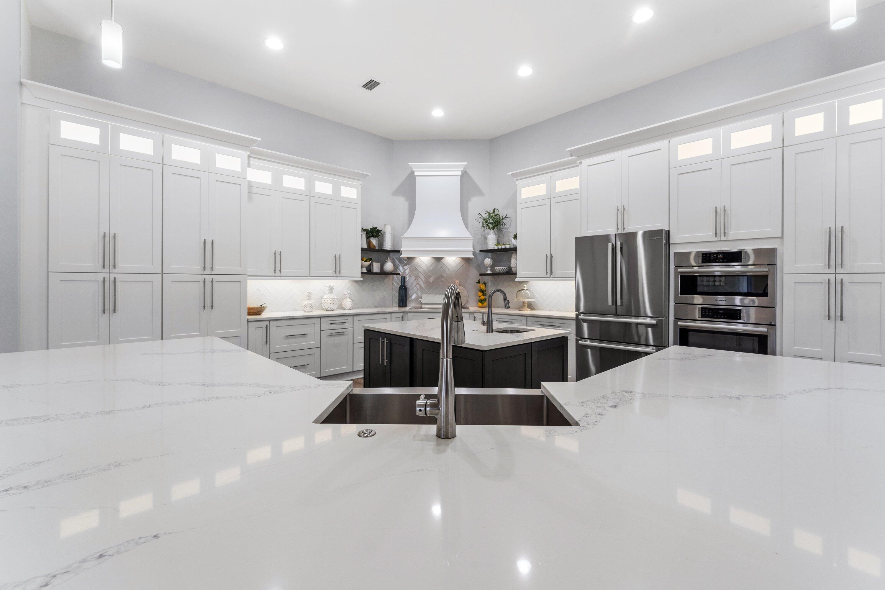 BURNT PINE - Residential