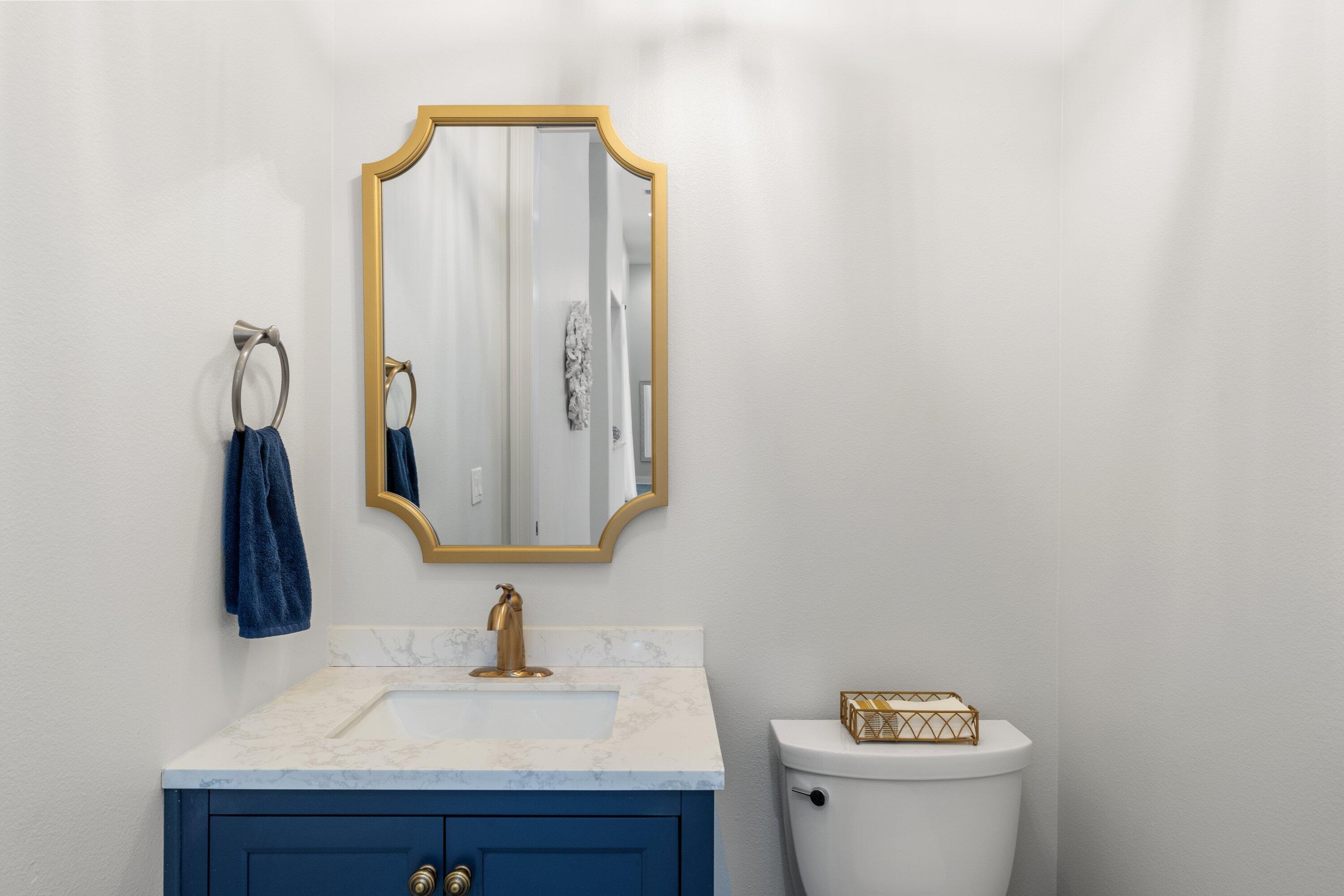 BURNT PINE - Residential