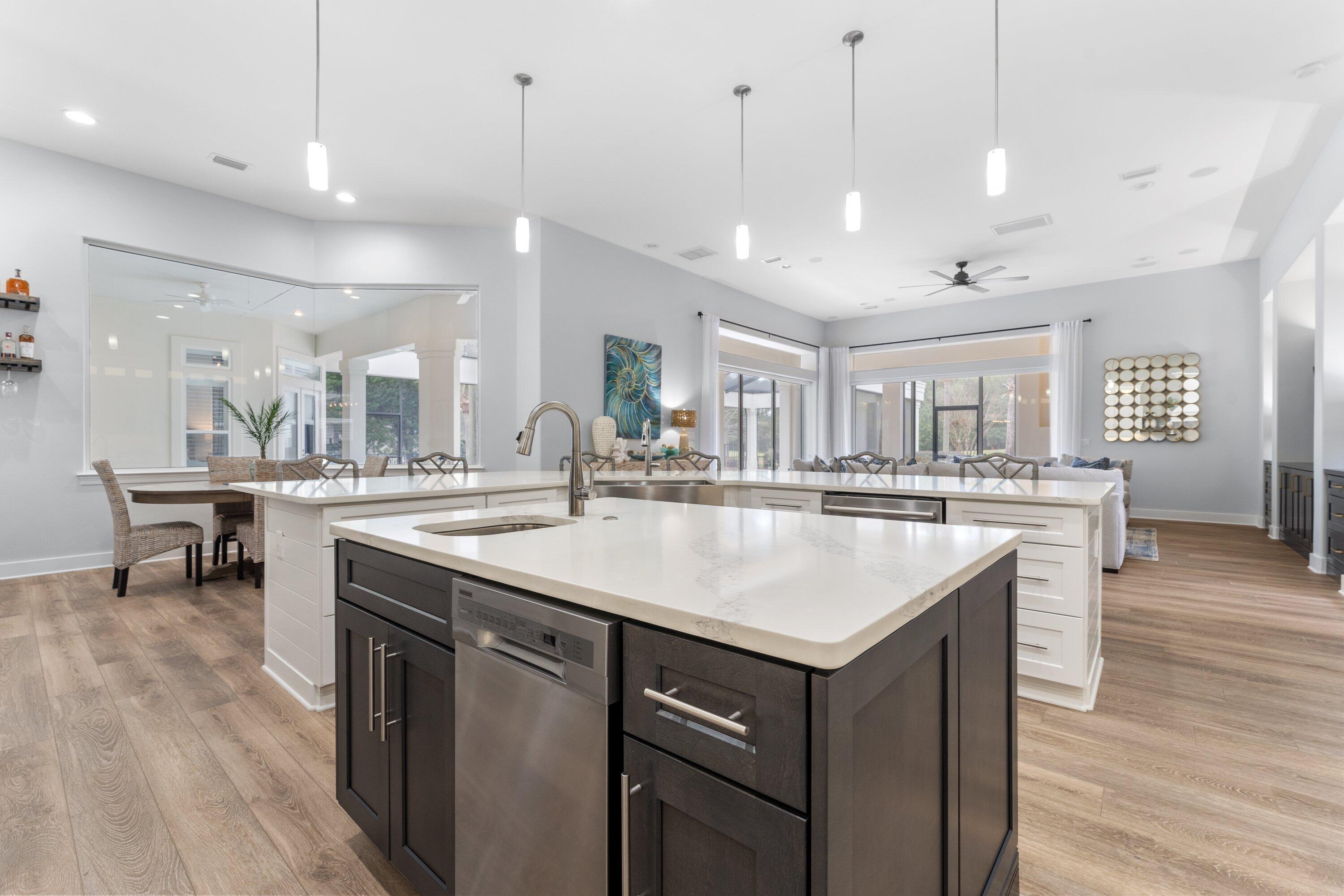 BURNT PINE - Residential