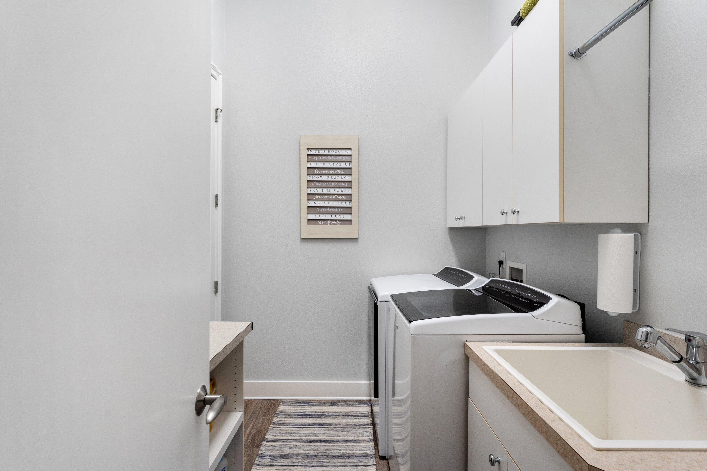 BURNT PINE - Residential