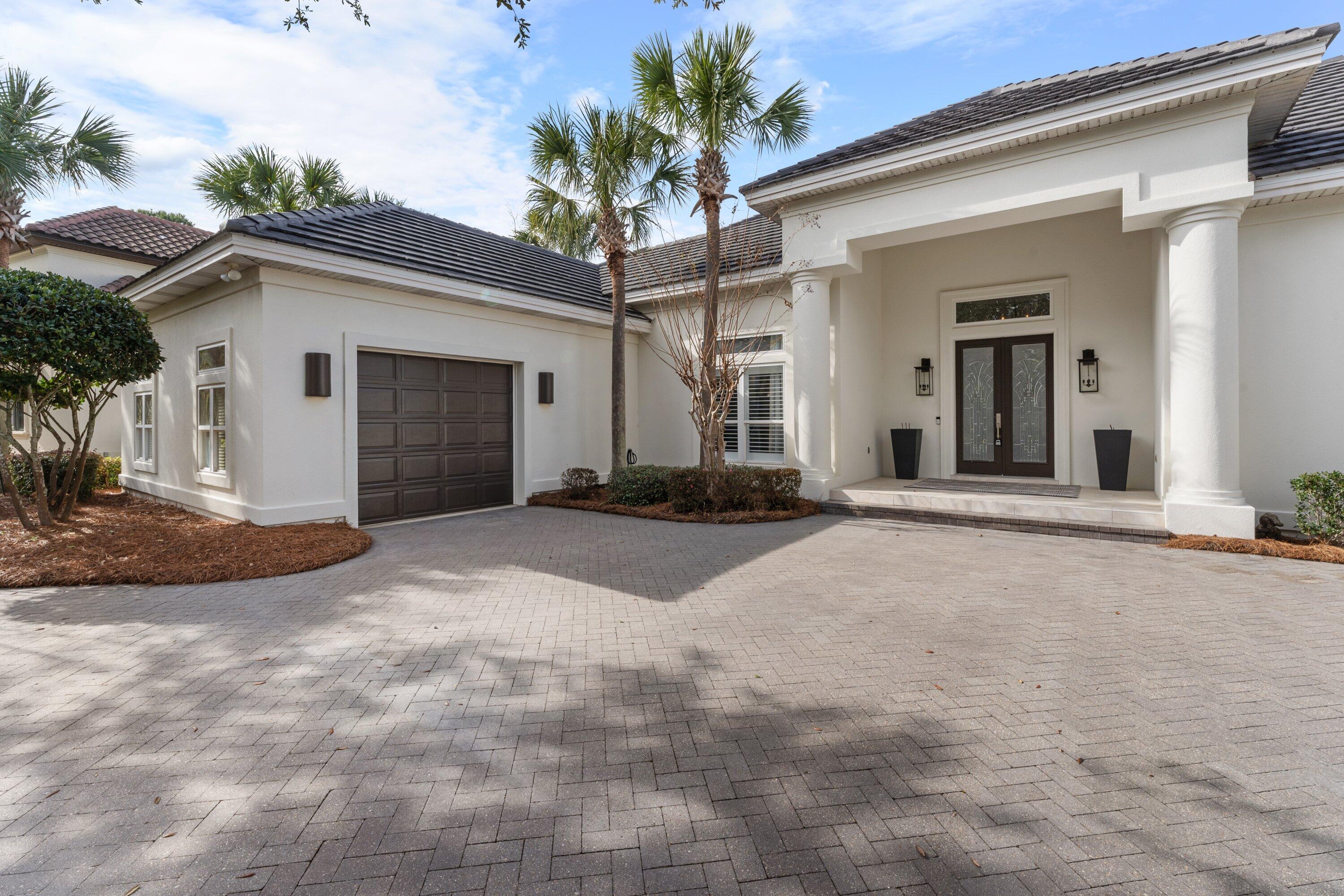 BURNT PINE - Residential