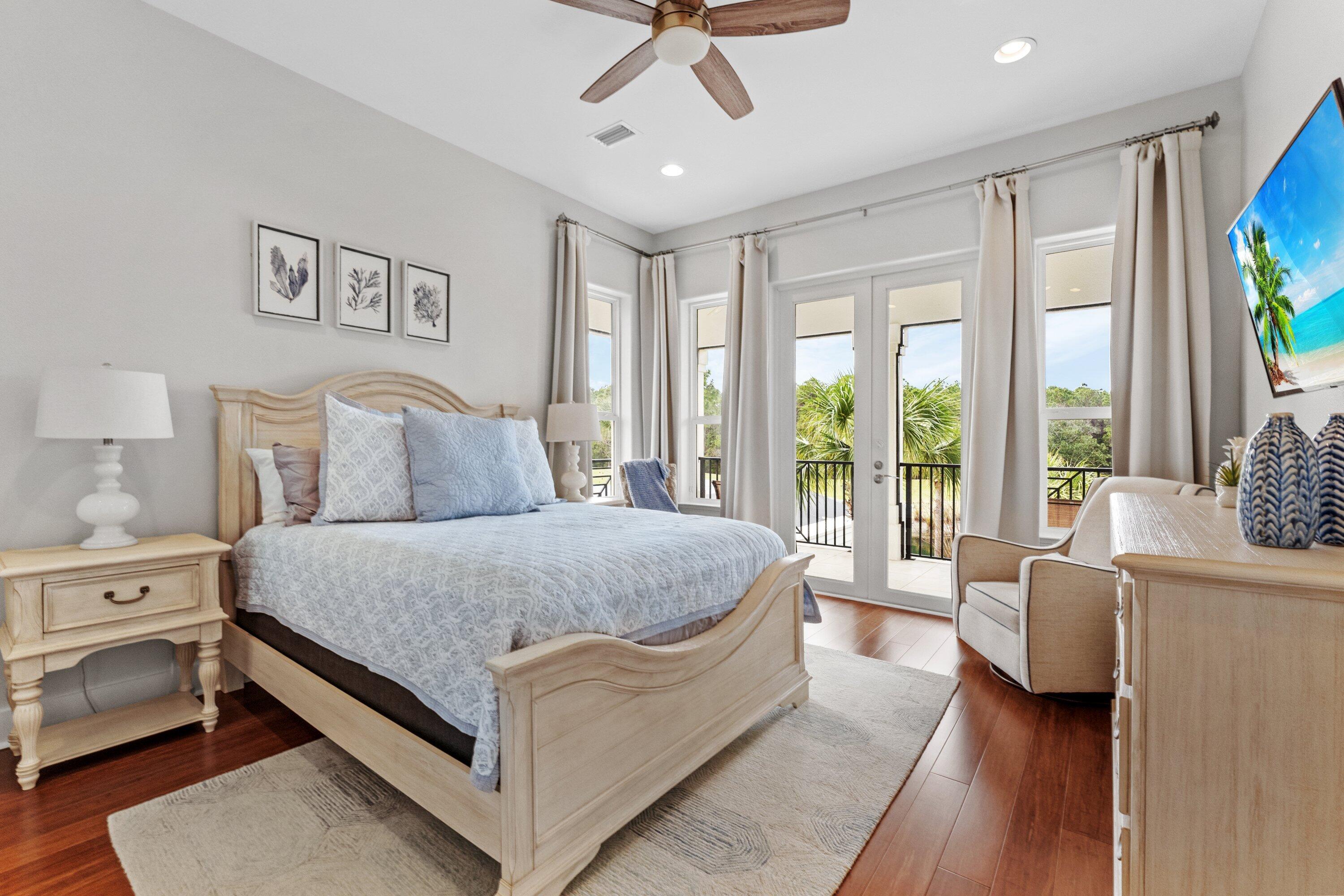 BURNT PINE - Residential