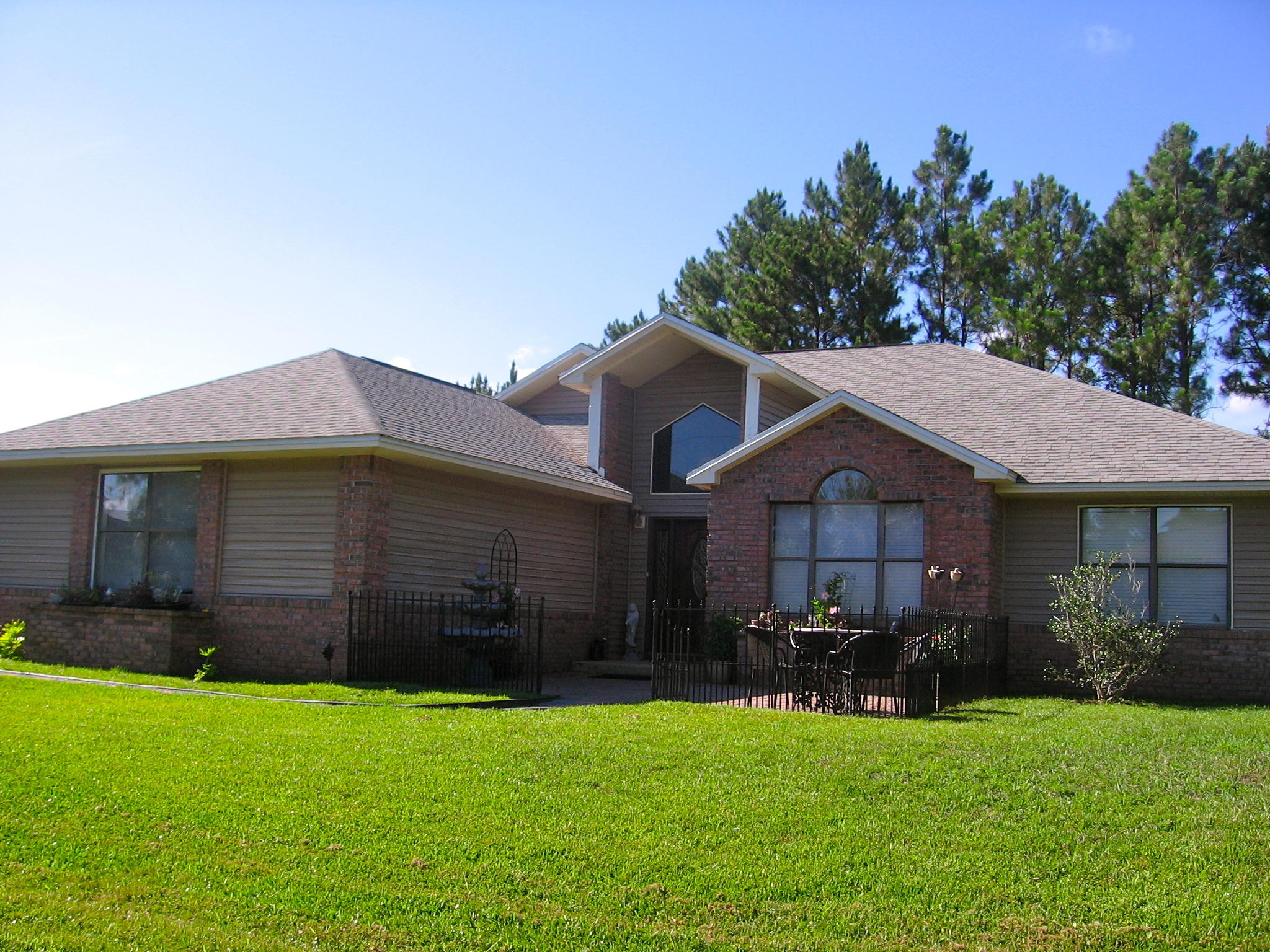 SHORTLINE LAKE ESTATES - Residential