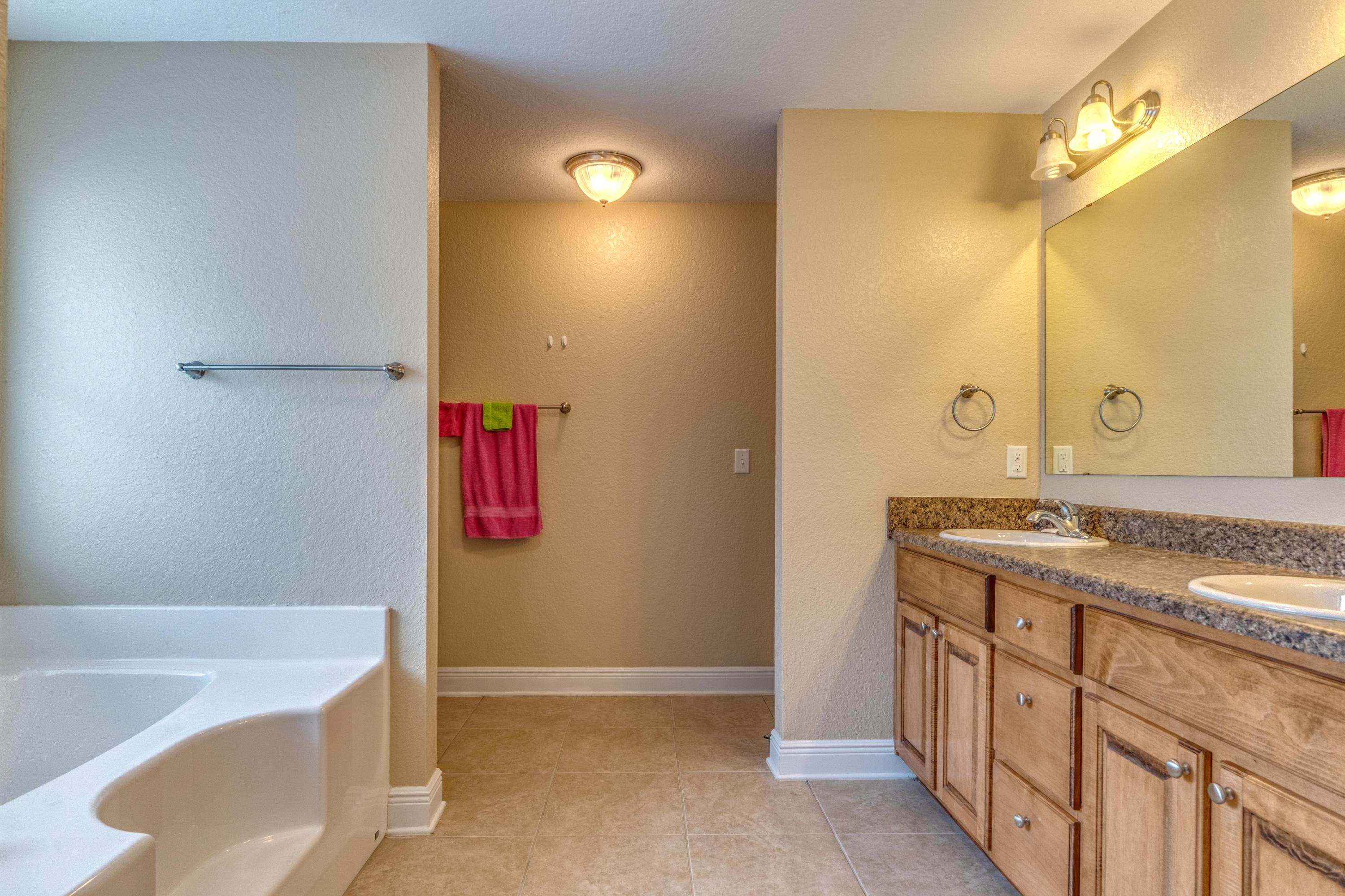 FOX VALLEY - Residential