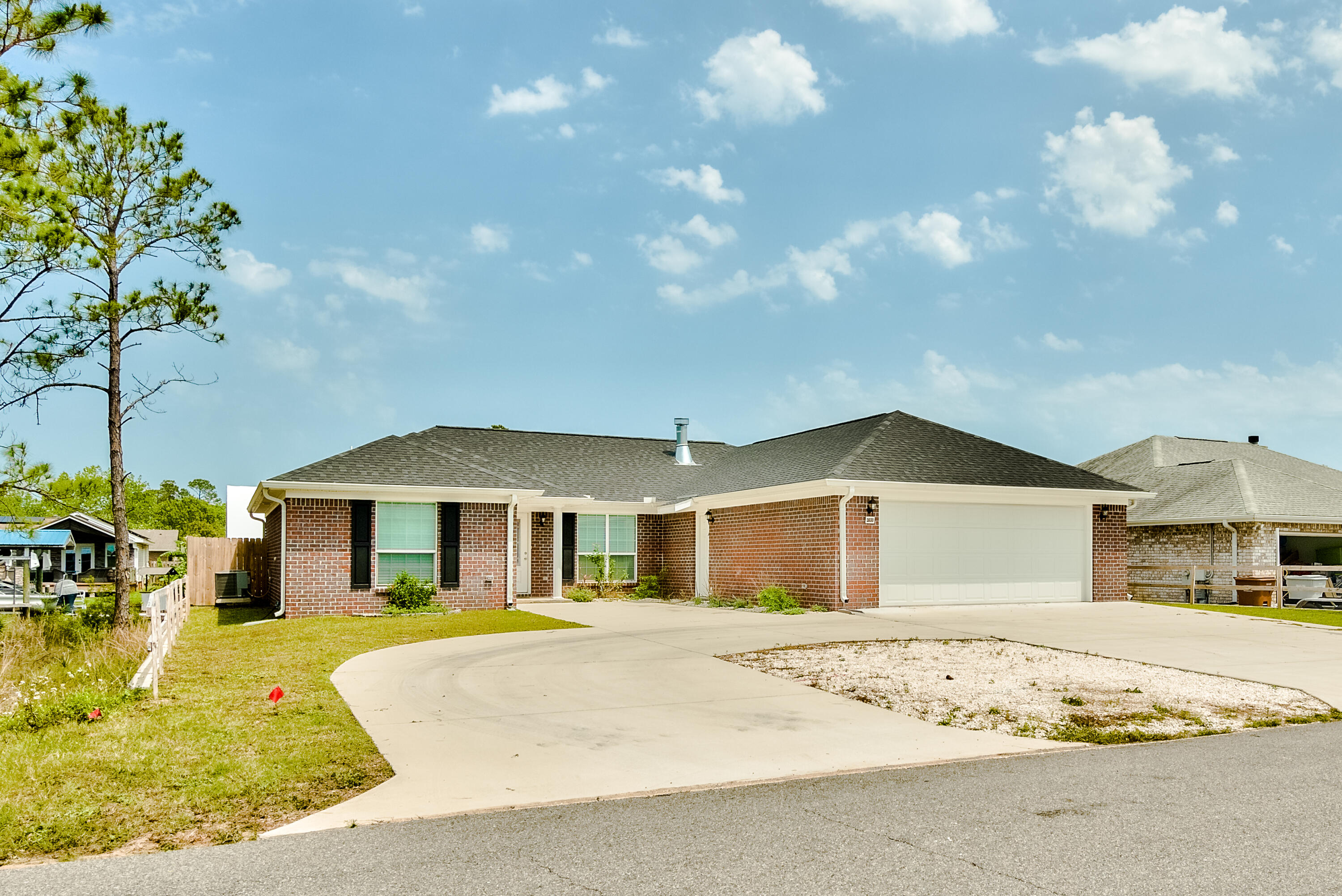 POLYNESIAN ISLANDS - Residential