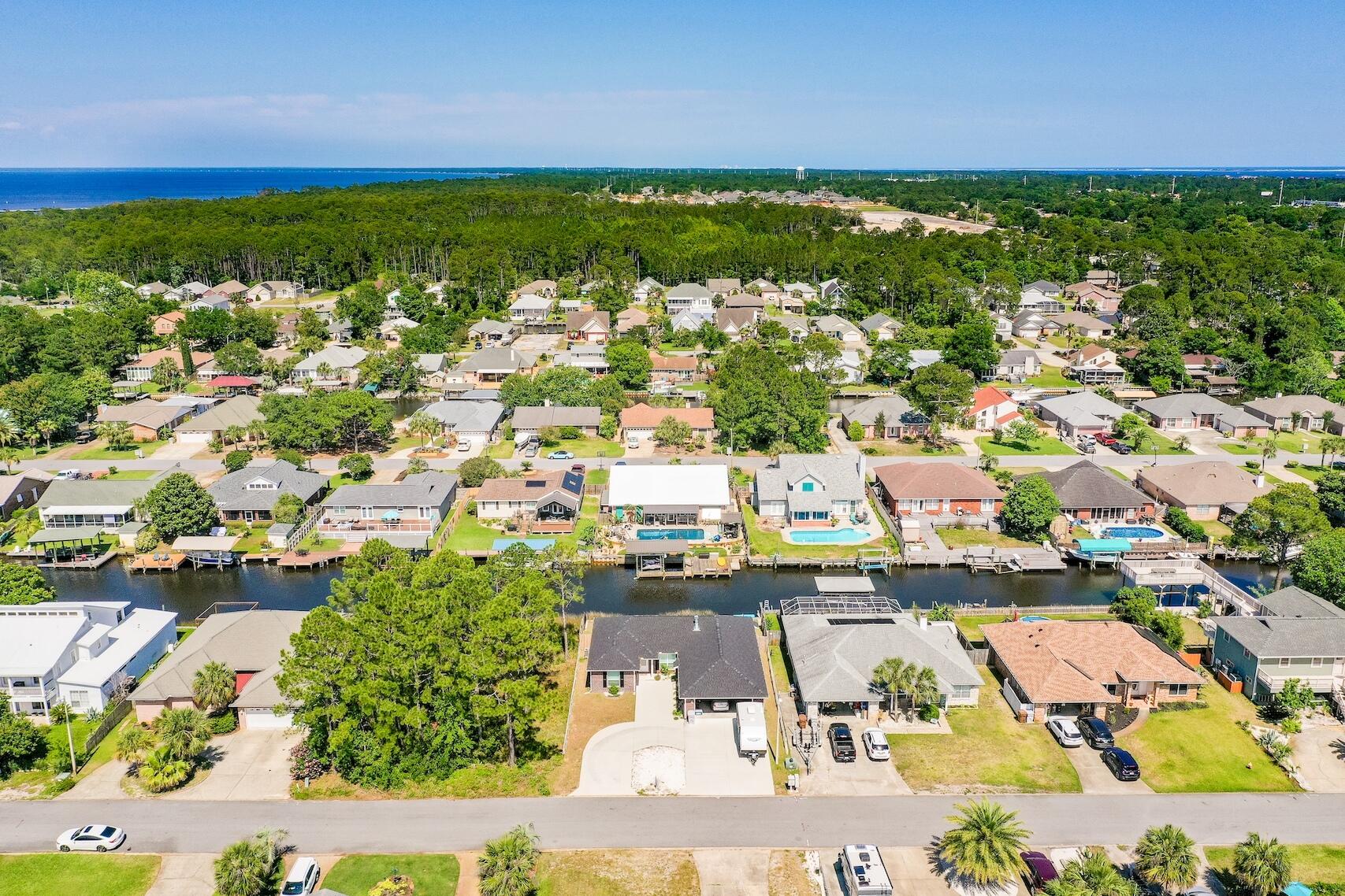 POLYNESIAN ISLANDS - Residential