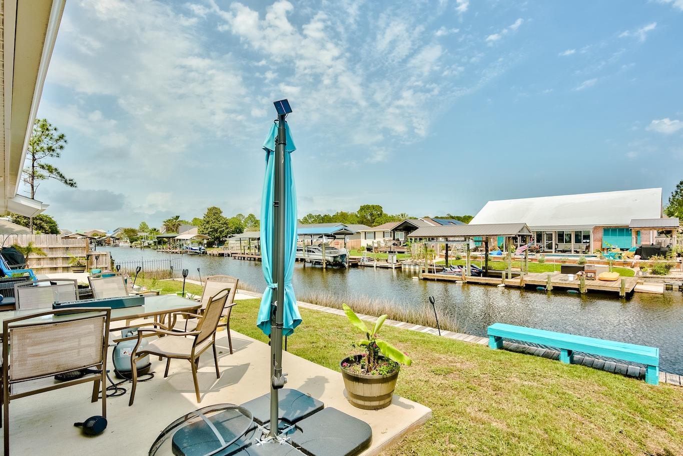 POLYNESIAN ISLANDS - Residential