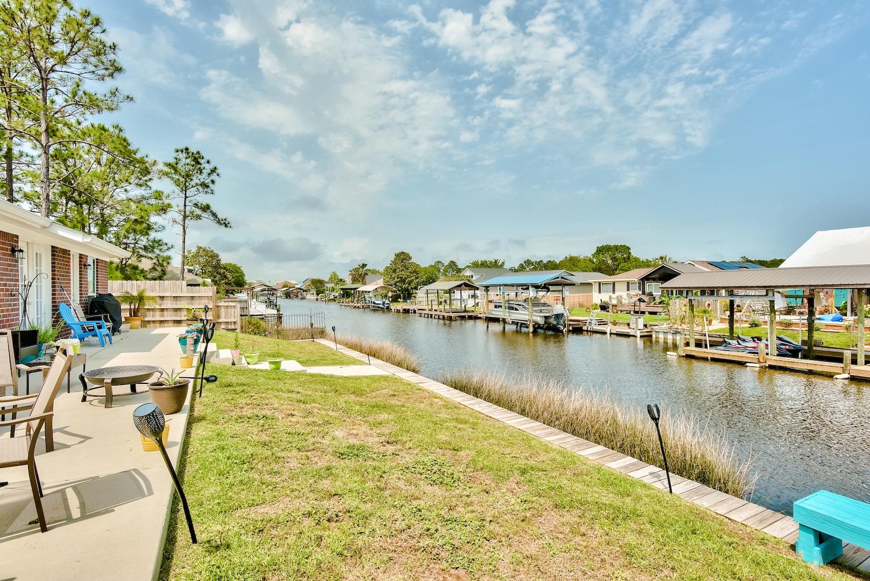 POLYNESIAN ISLANDS - Residential