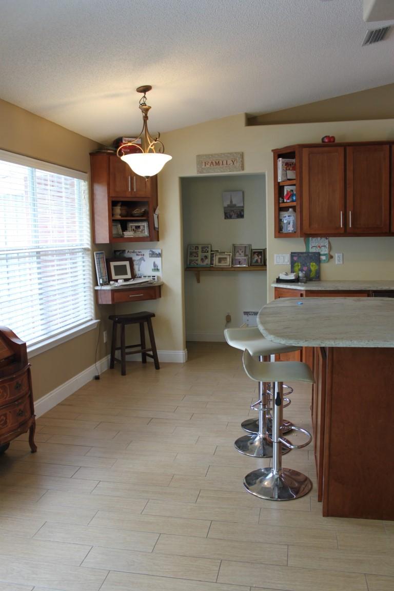 HOLLEY BY THE SEA - Residential