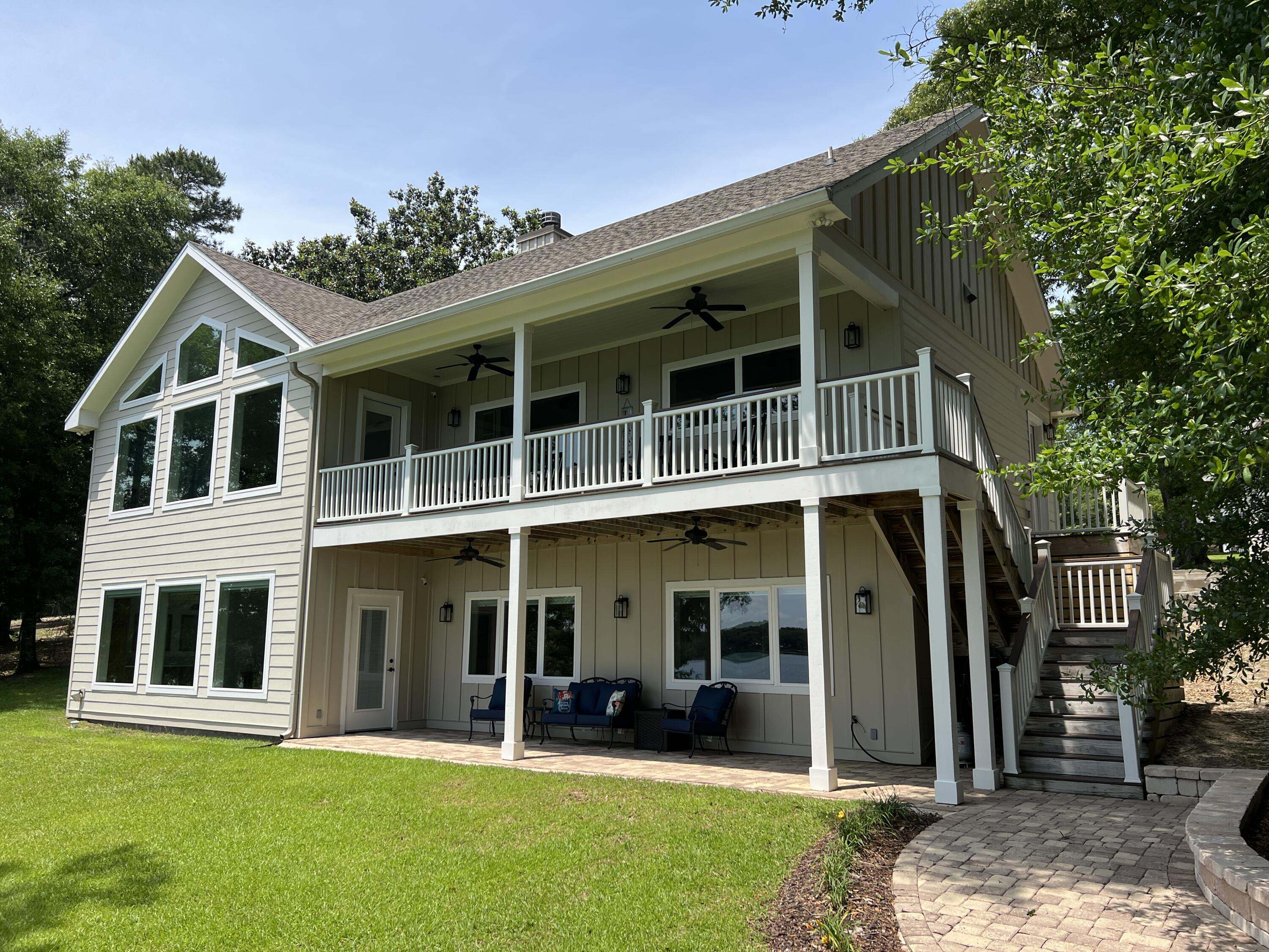 LAKE HOLLEY ESTATES - Residential