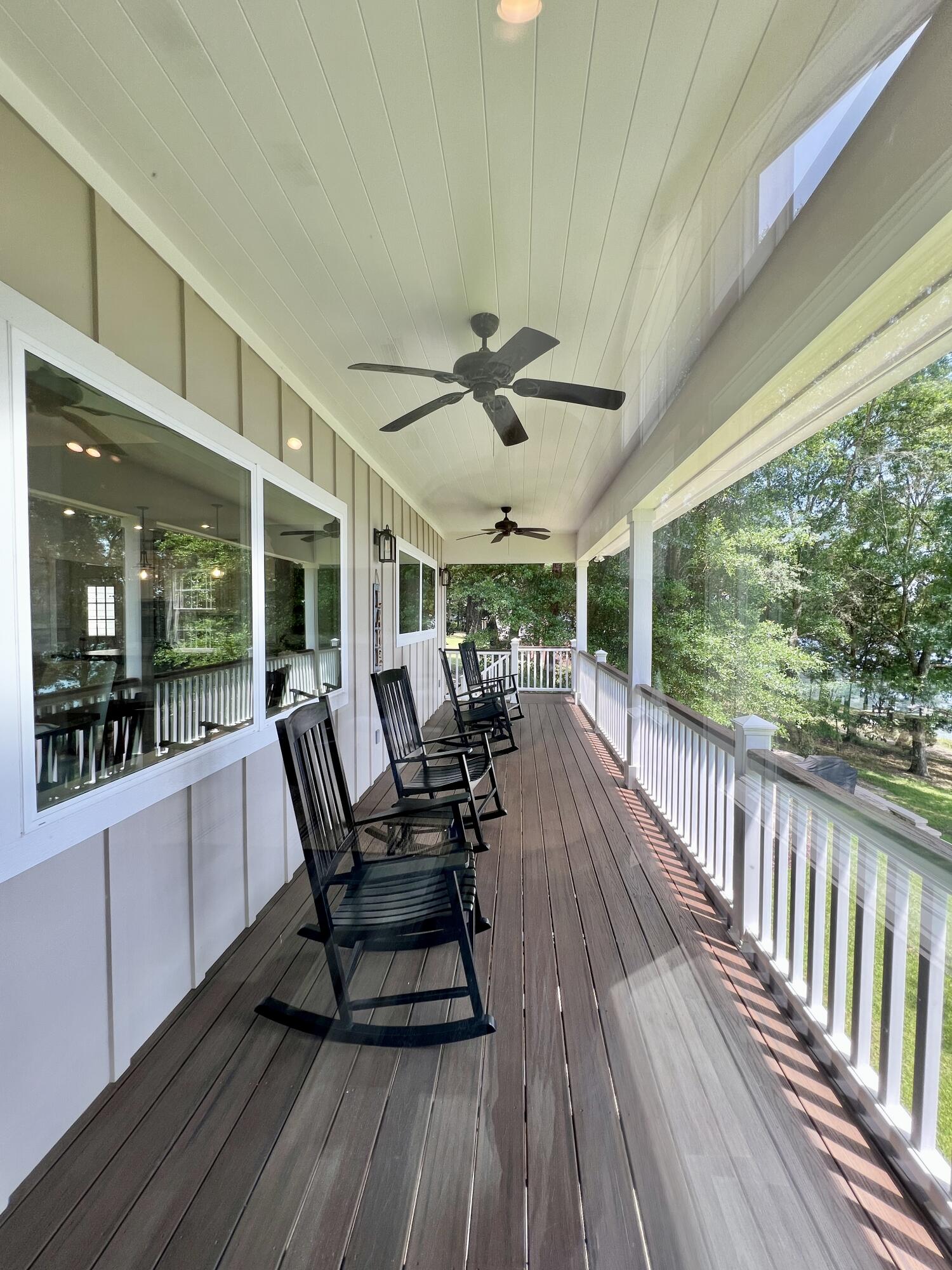 LAKE HOLLEY ESTATES - Residential