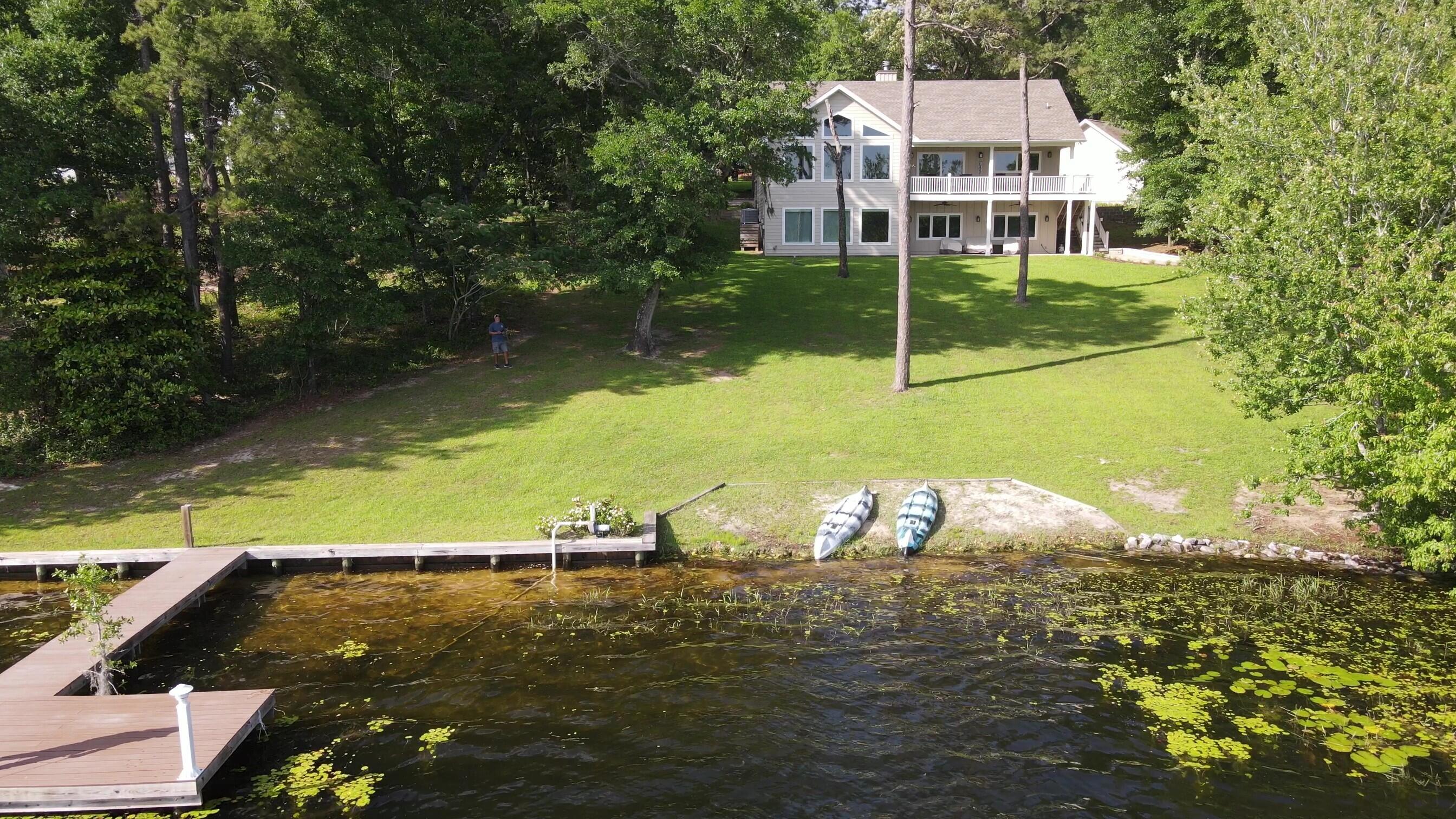 LAKE HOLLEY ESTATES - Residential