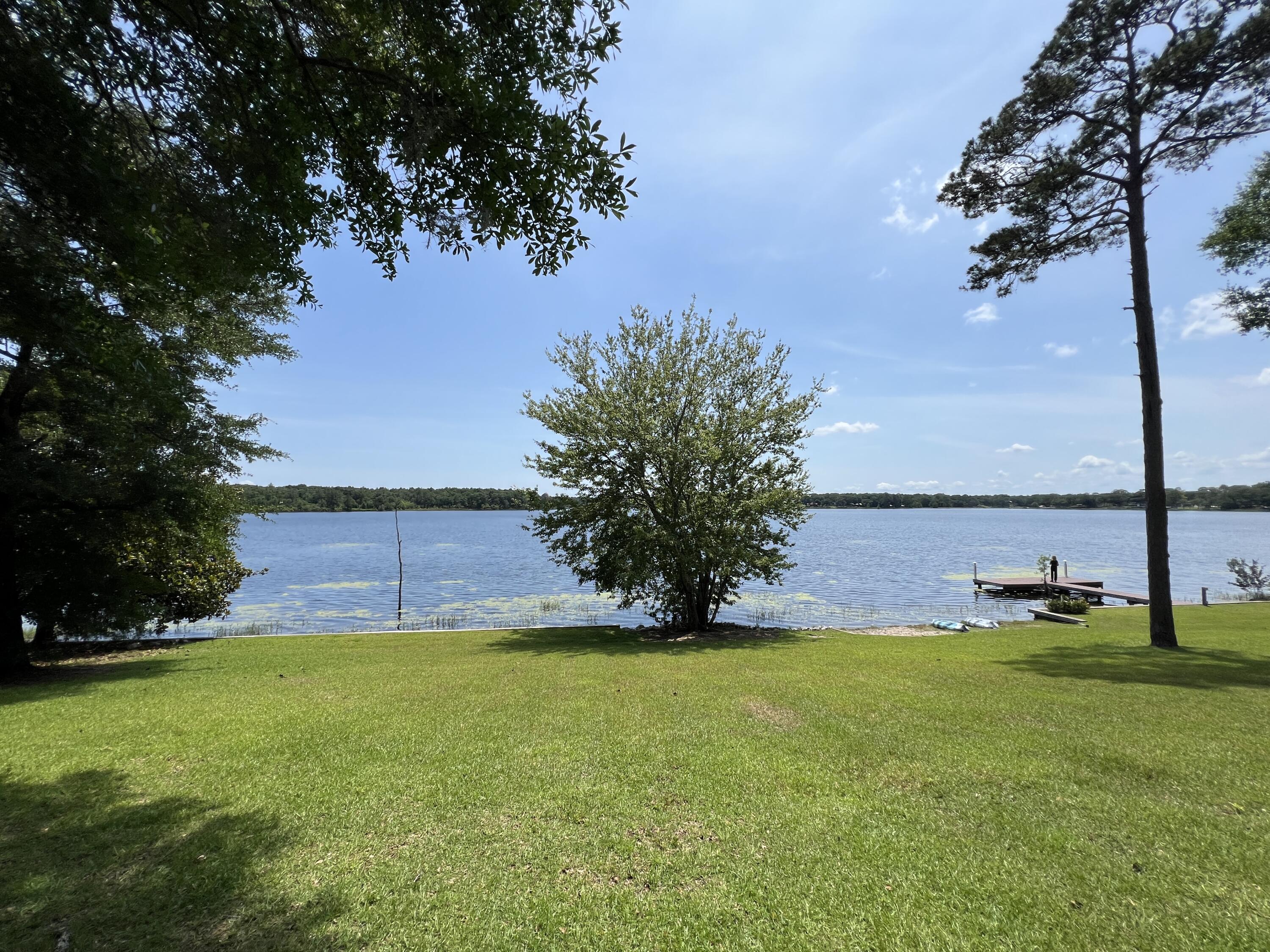 LAKE HOLLEY ESTATES - Residential