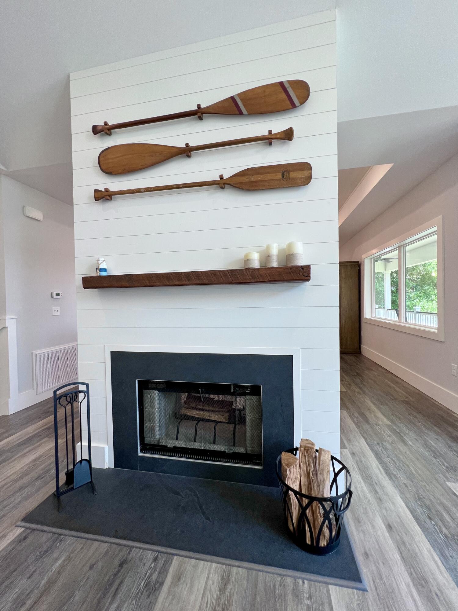 LAKE HOLLEY ESTATES - Residential