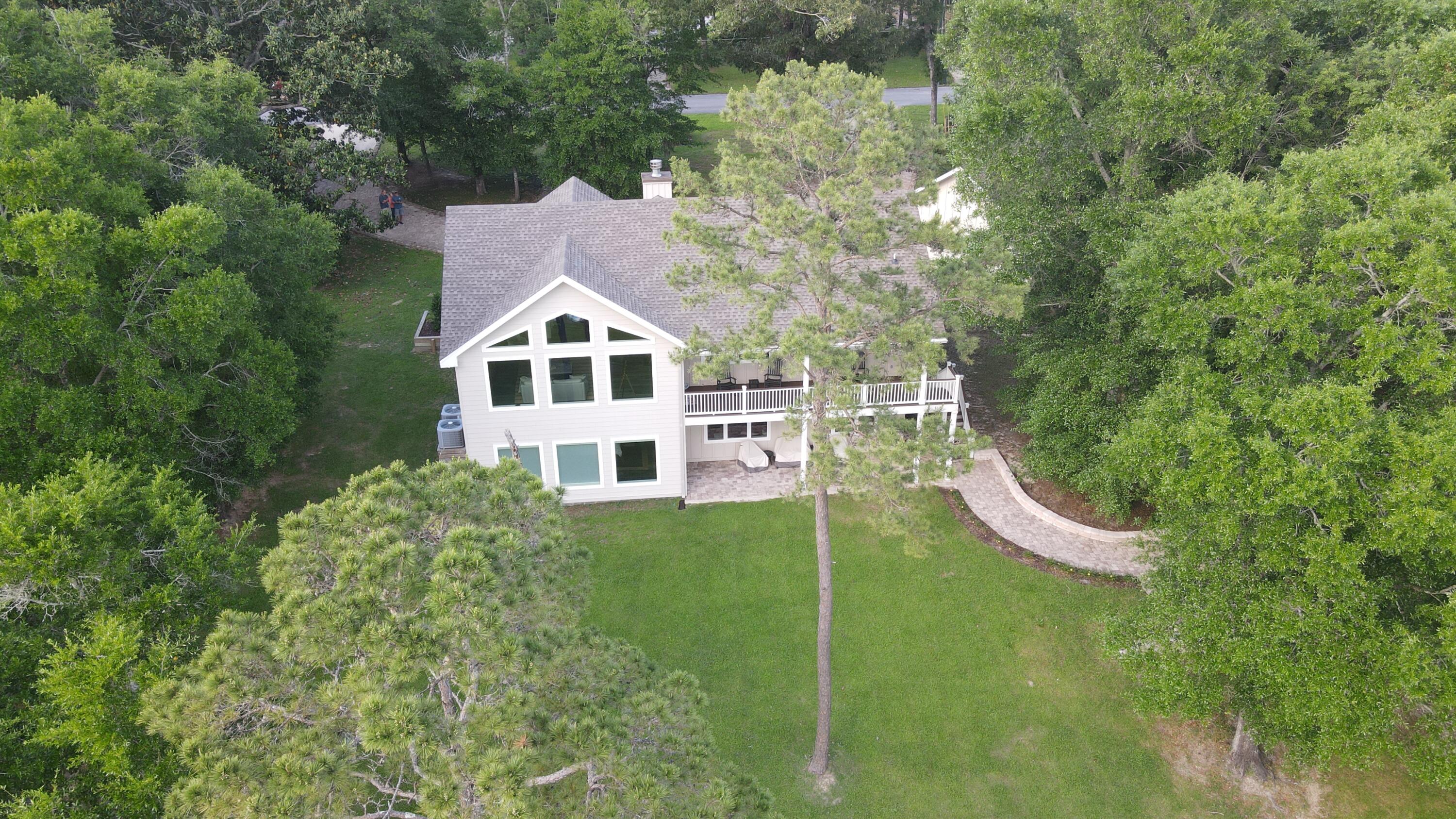 LAKE HOLLEY ESTATES - Residential