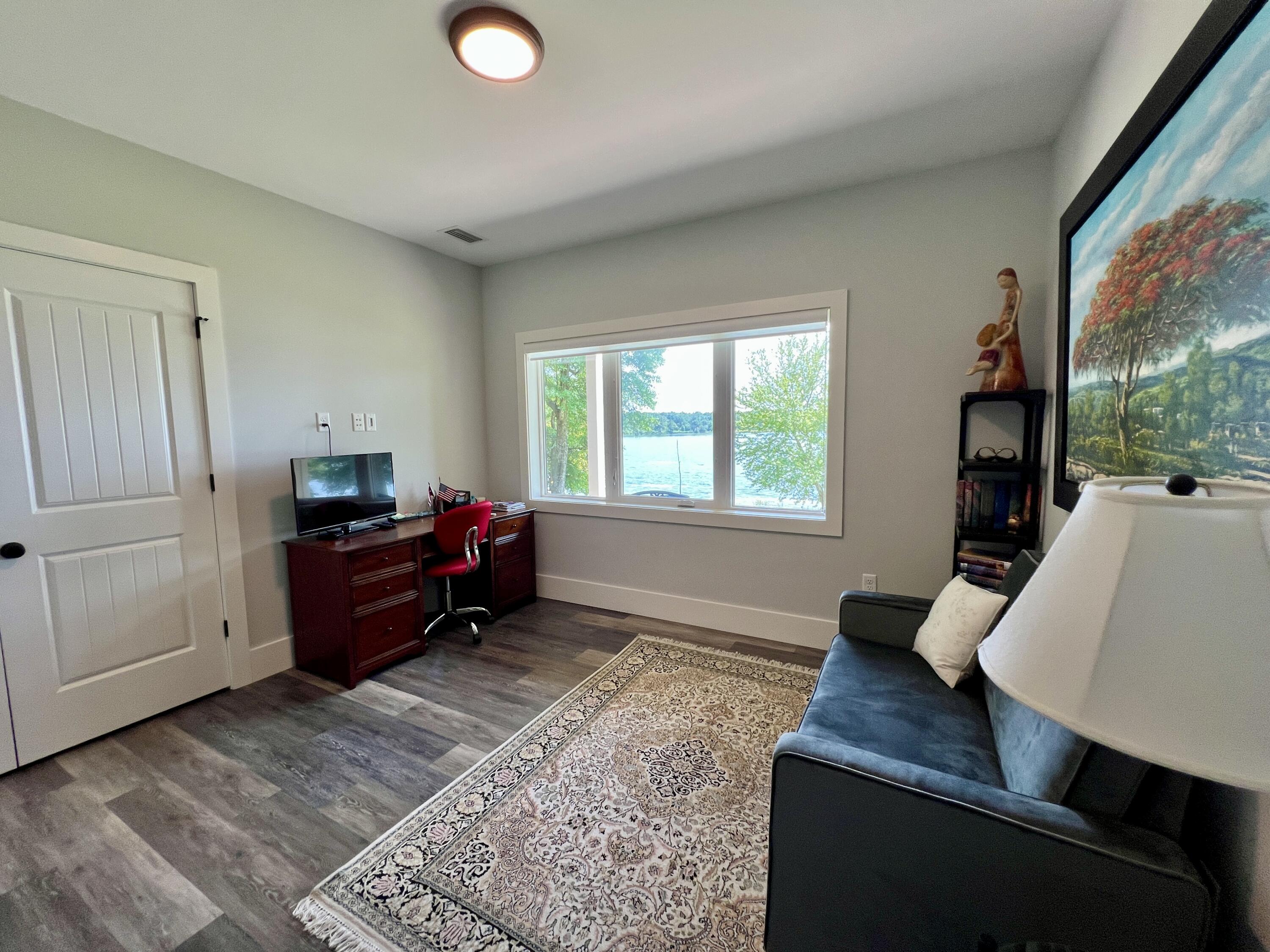 LAKE HOLLEY ESTATES - Residential