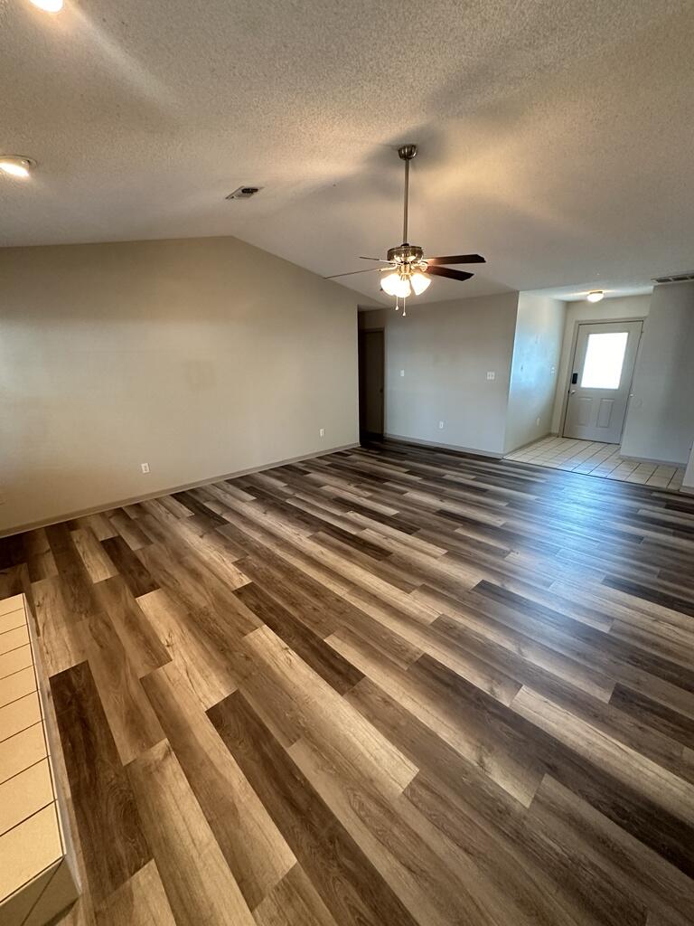 EAST BAY RIVER ESTATES 2ND ADDN - Residential Lease