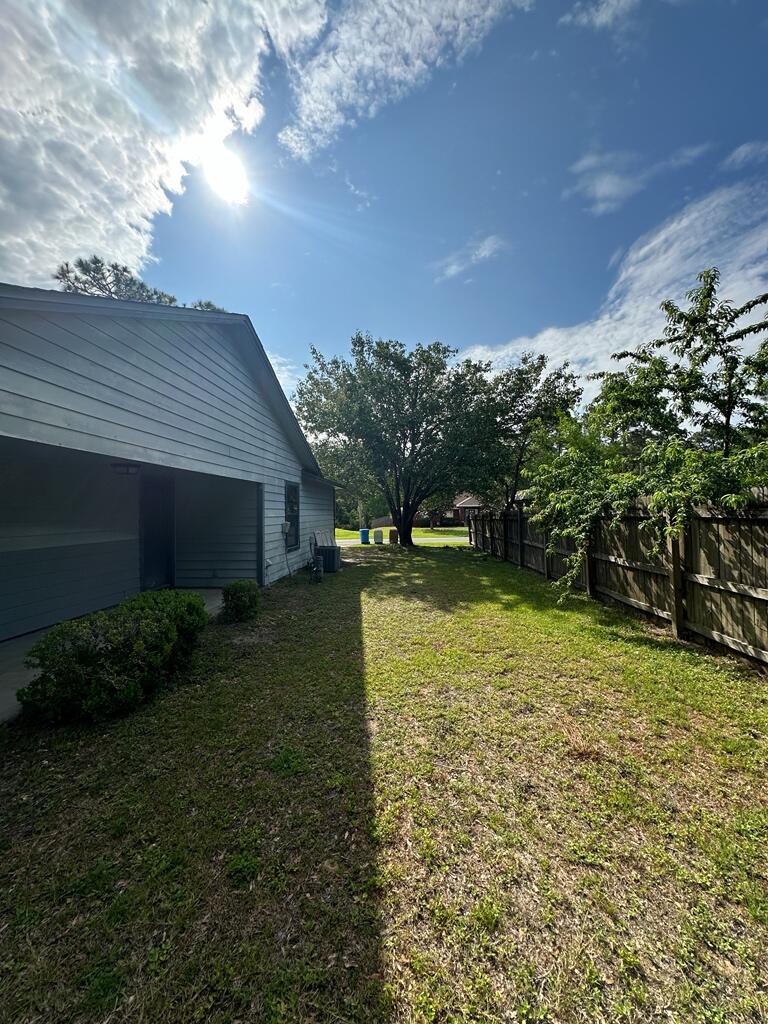 EAST BAY RIVER ESTATES 2ND ADDN - Residential Lease