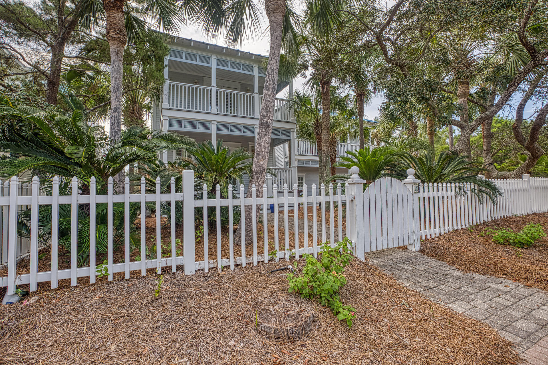 OLD FLORIDA BEACH - Residential