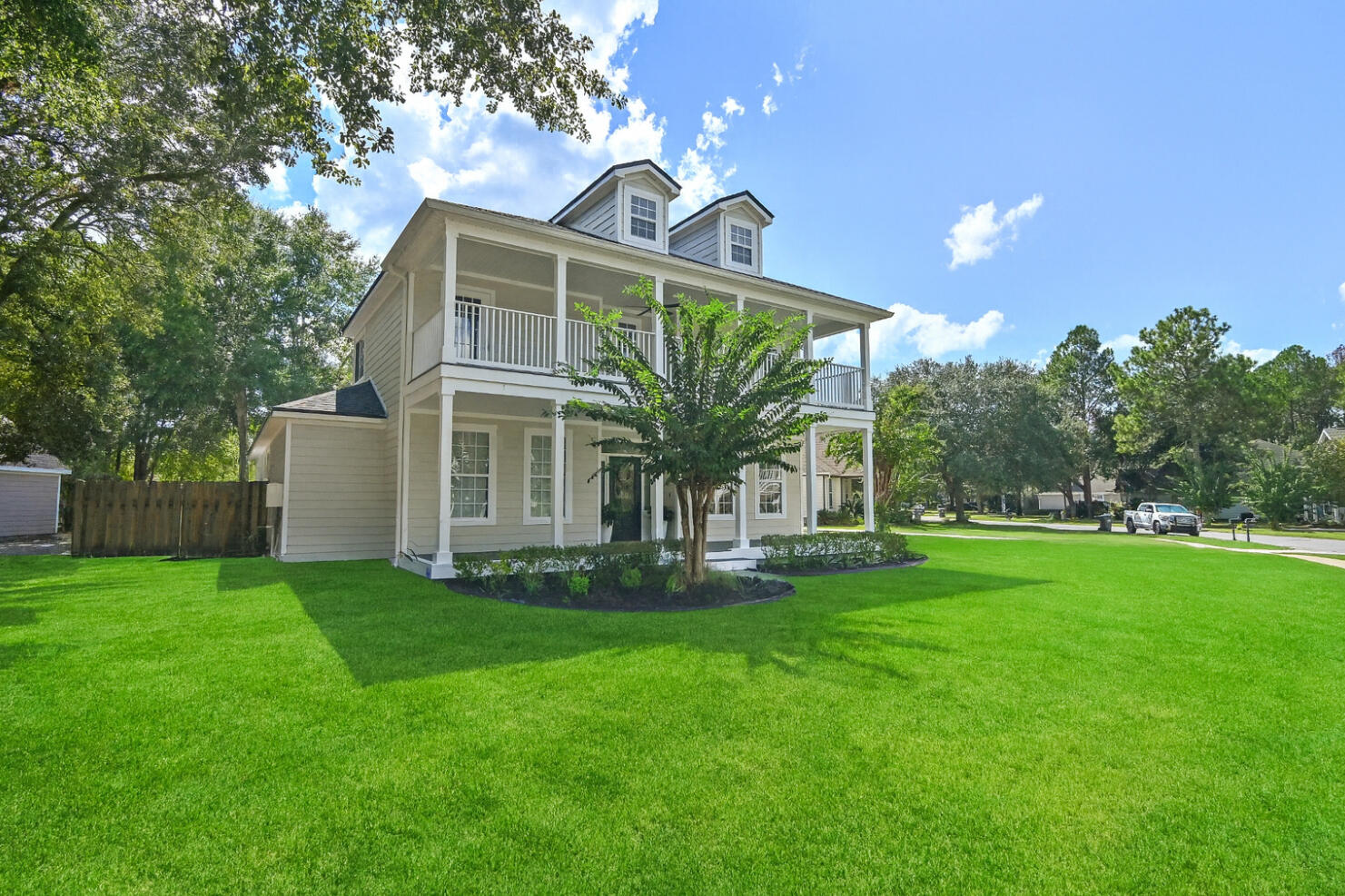 Just appraised at $525,000! Seller offering $15,000 in closing cost credit with acceptable offer. VA assumable loan available.Welcome to Hammock Bay's Symphony subdivision! This spacious two-story home sits on a beautiful corner lot and backs up to scenic Dog Star Lake, offering peaceful water views from the fully fenced backyard.Enjoy inviting covered porches upstairs and downstairs, an open updated kitchen and dining area perfect for entertaining, and a private office that may also serve as a fifth bedroom. Outdoor living shines with the oversized backyard designed for gatherings.The detached two-car garage includes an insulated, air-conditioned upstairs bonus room--ideal for a home office, studio, game room, or extra storage. Residents of Symphony enjoy access to Hammock Bay's resort-style amenities, including lit walking paths, multiple dog parks, sparkling lakes, and the impressive 6,000 sq. ft. clubhouse featuring meeting rooms and a professional caterer's kitchen.
This home offers the perfect balance of comfort, functionality, and community living. Schedule your private showing today!