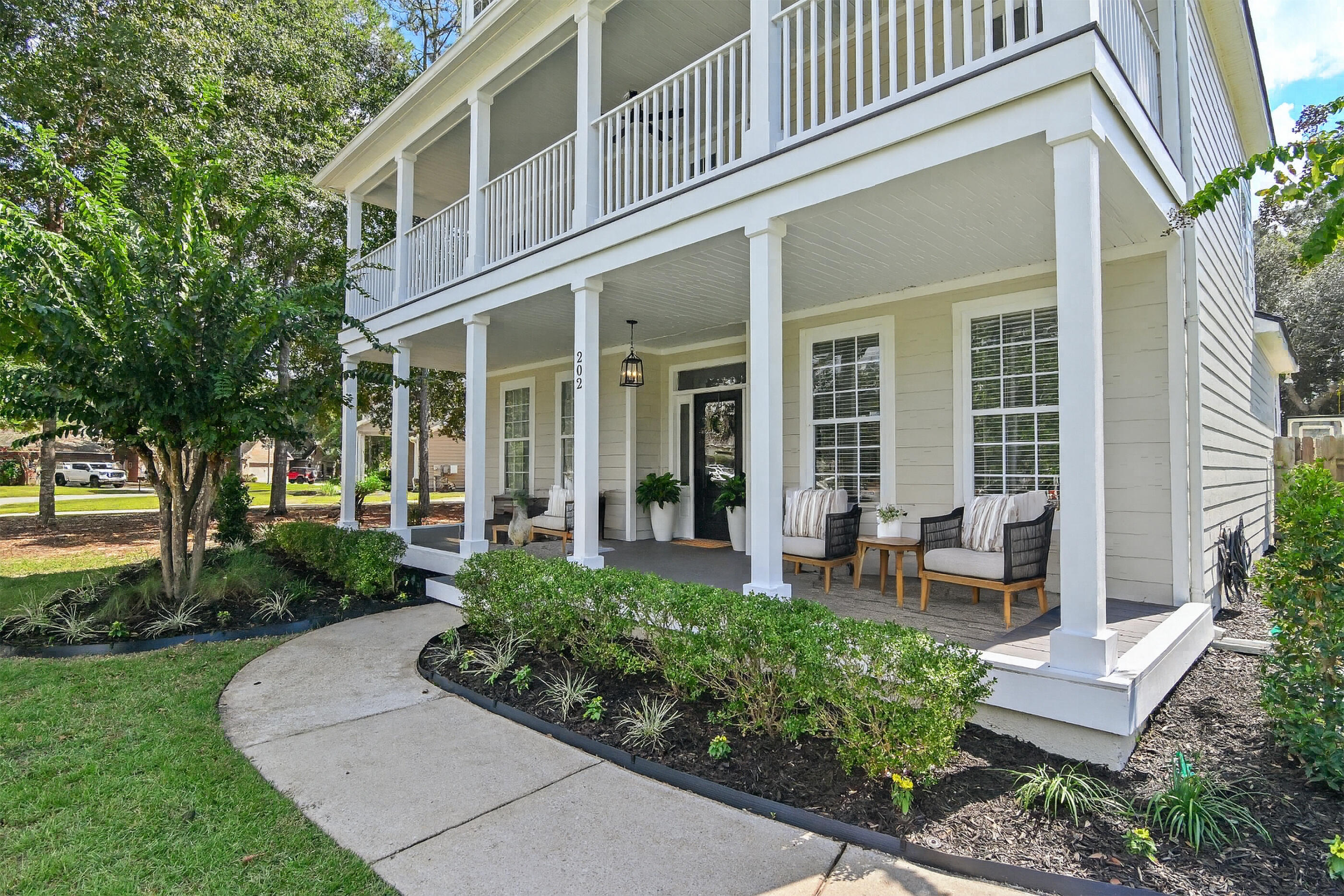 Just appraised at $525,000! Seller offering $15,000 in closing cost credit with acceptable offer. VA assumable loan available.Welcome to Hammock Bay's Symphony subdivision! This spacious two-story home sits on a beautiful corner lot and backs up to scenic Dog Star Lake, offering peaceful water views from the fully fenced backyard.Enjoy inviting covered porches upstairs and downstairs, an open updated kitchen and dining area perfect for entertaining, and a private office that may also serve as a fifth bedroom. Outdoor living shines with the oversized backyard designed for gatherings.The detached two-car garage includes an insulated, air-conditioned upstairs bonus room--ideal for a home office, studio, game room, or extra storage.New Roof 6/23/2025 Water Heater 2023 Residents of Symphony enjoy access to Hammock Bay's resort-style amenities, including lit walking paths, multiple dog parks, sparkling lakes, and the impressive 6,000 sq. ft. clubhouse featuring meeting rooms and a professional caterer's kitchen.
This home offers the perfect balance of comfort, functionality, and community living. Schedule your private showing today!