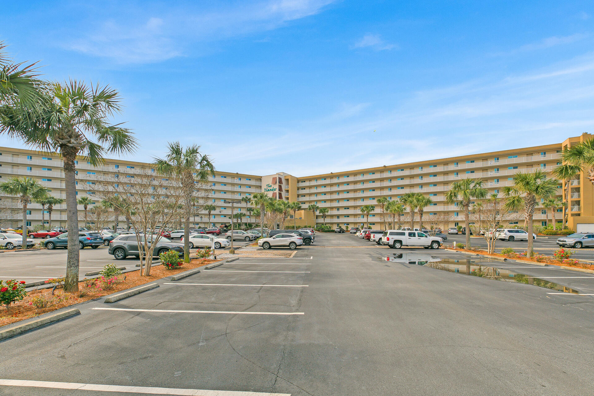 ISLANDER CONDO PH 2 - Residential